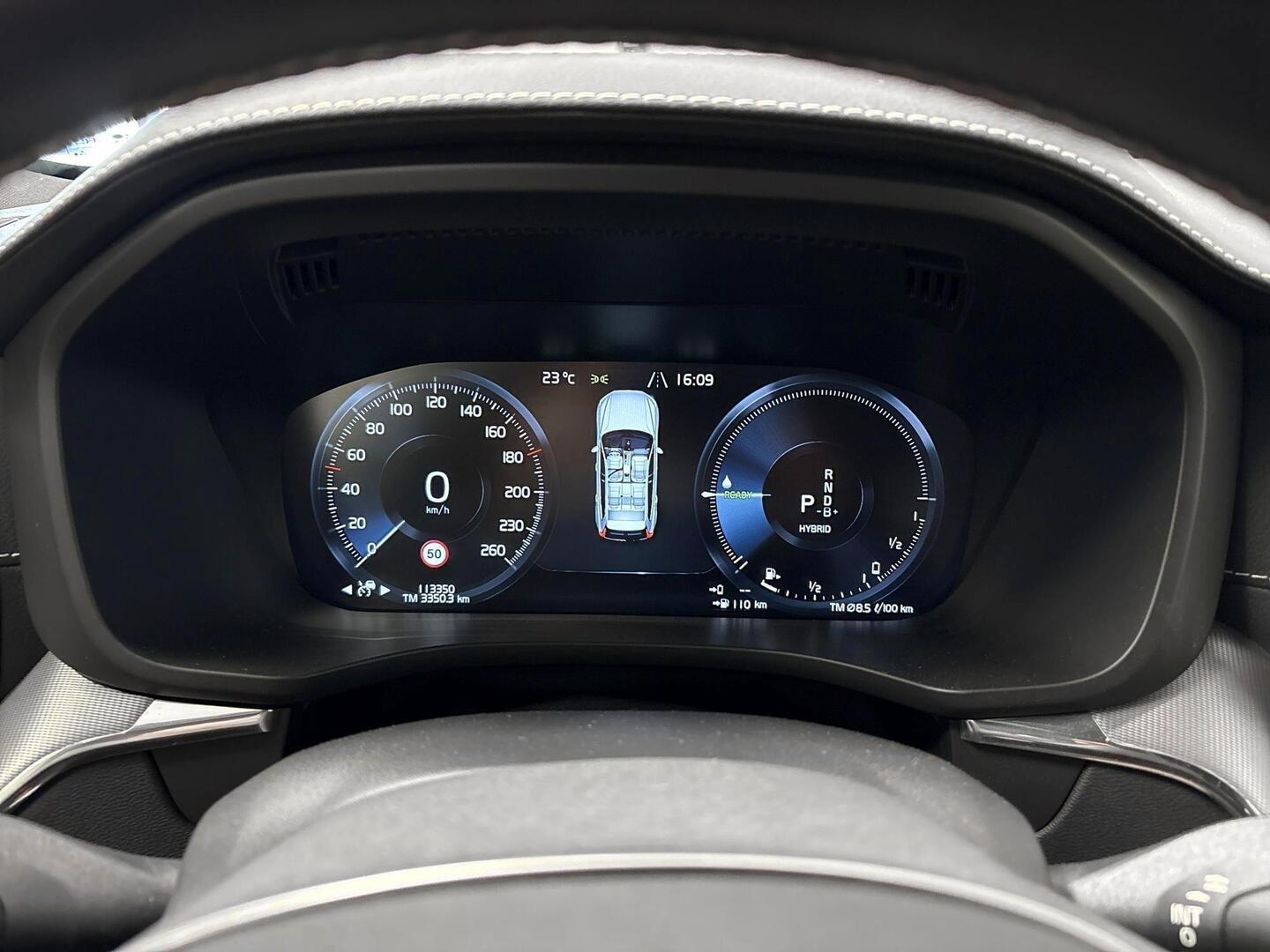VOLVO XC60 2021
