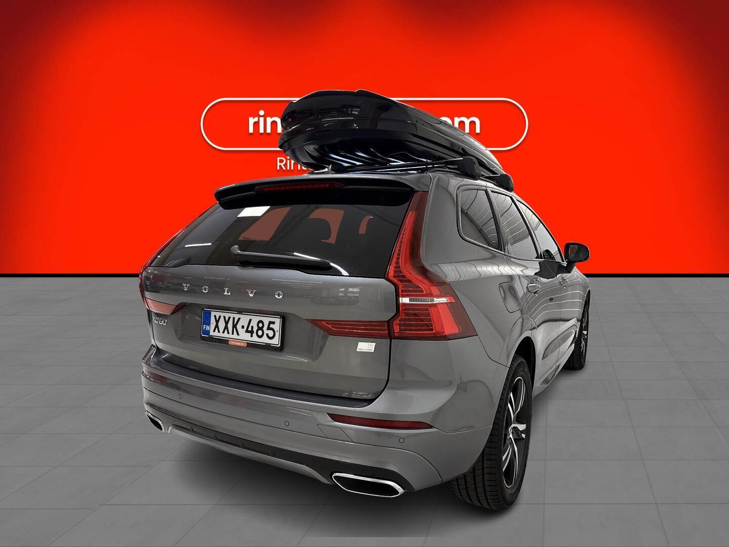 VOLVO XC60 2021