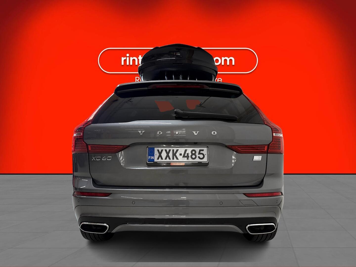 VOLVO XC60 2021