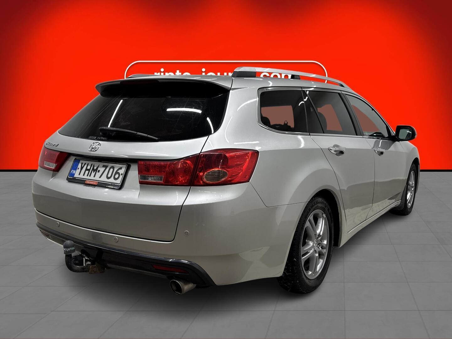 HONDA Accord 2011