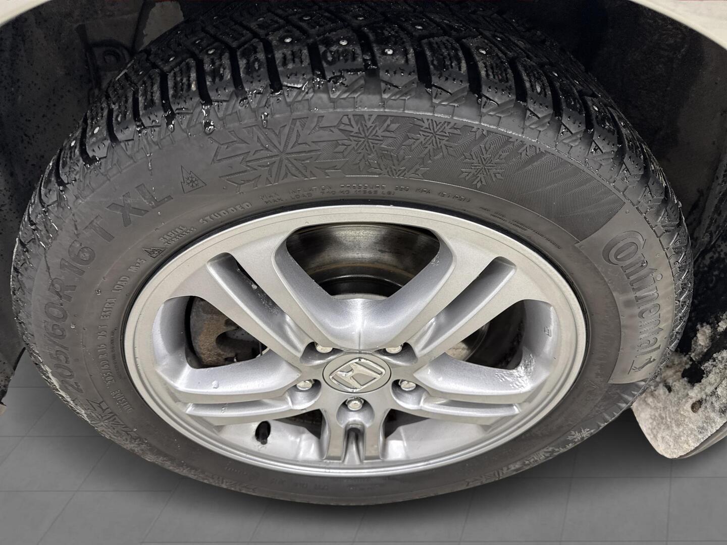 HONDA Accord 2011