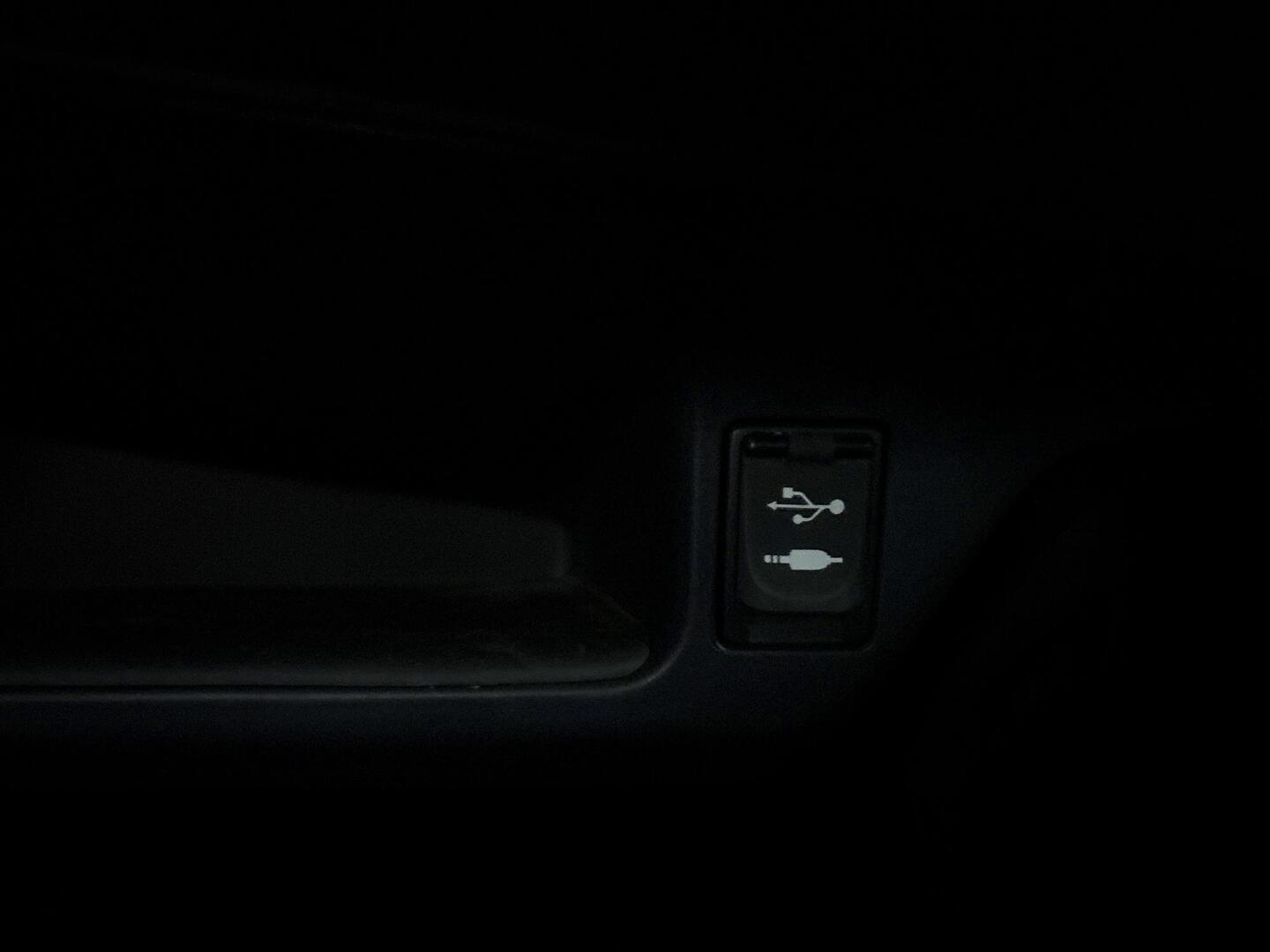 TOYOTA C-HR 2017
