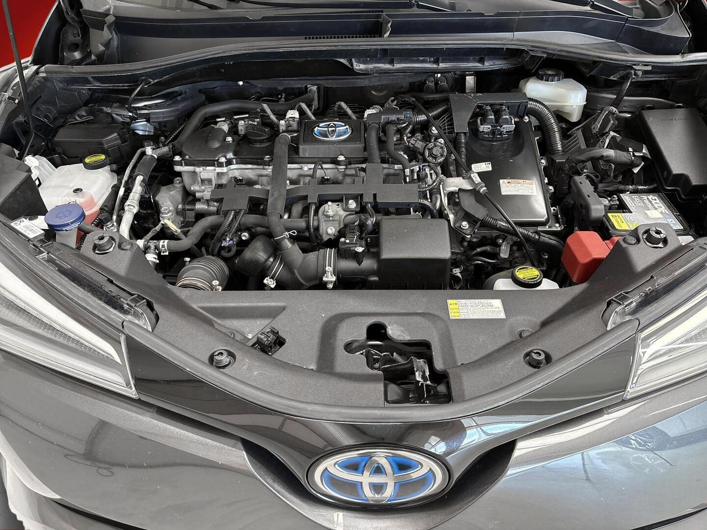 TOYOTA C-HR 2017