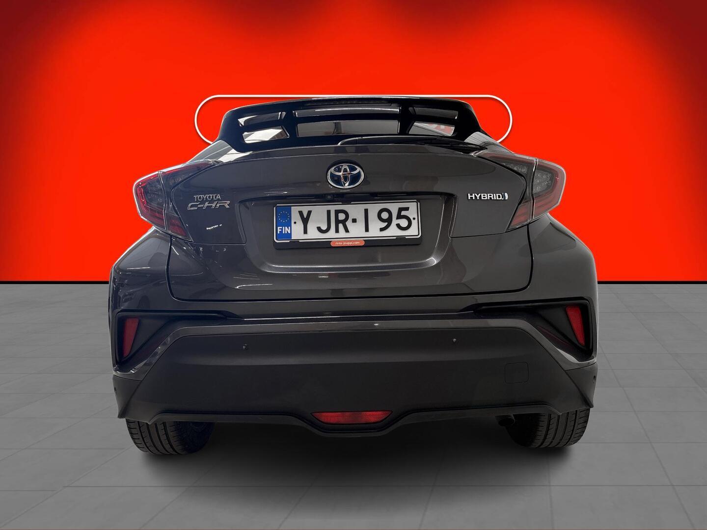 TOYOTA C-HR 2017