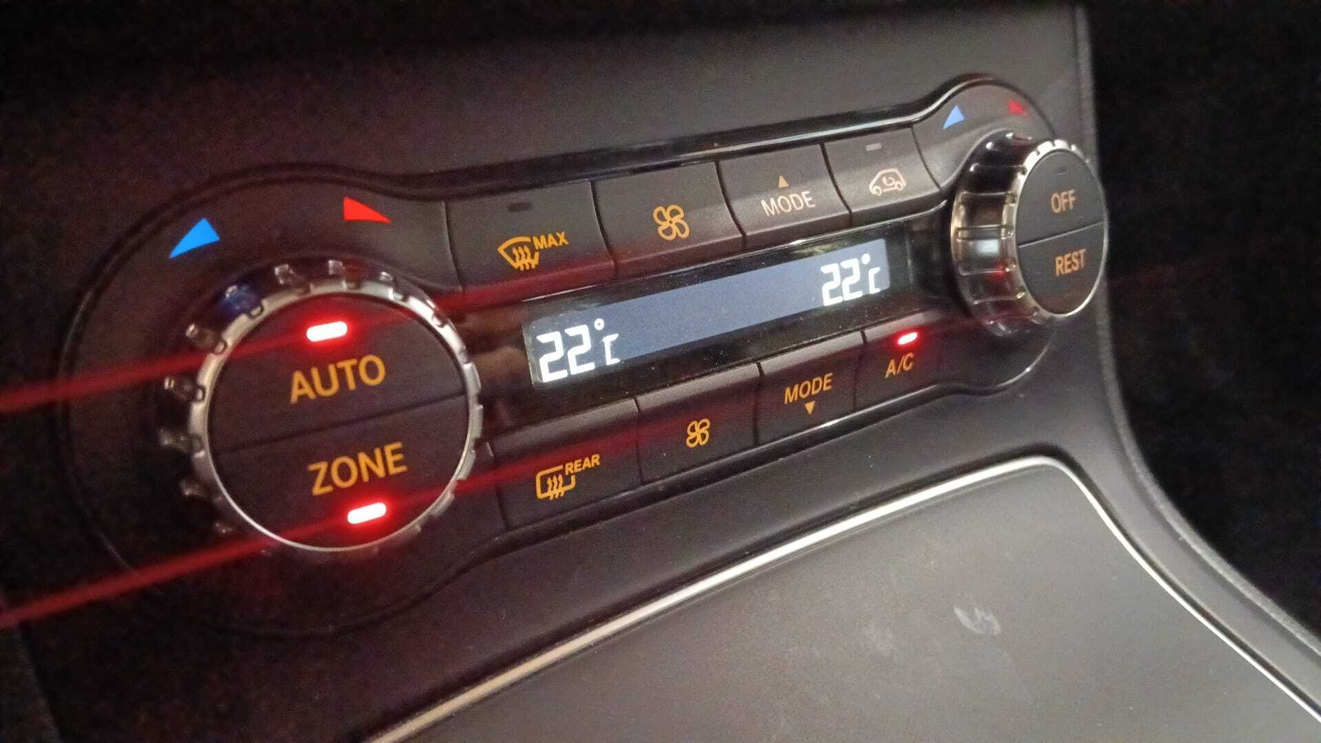 MERCEDES-BENZ B 2016