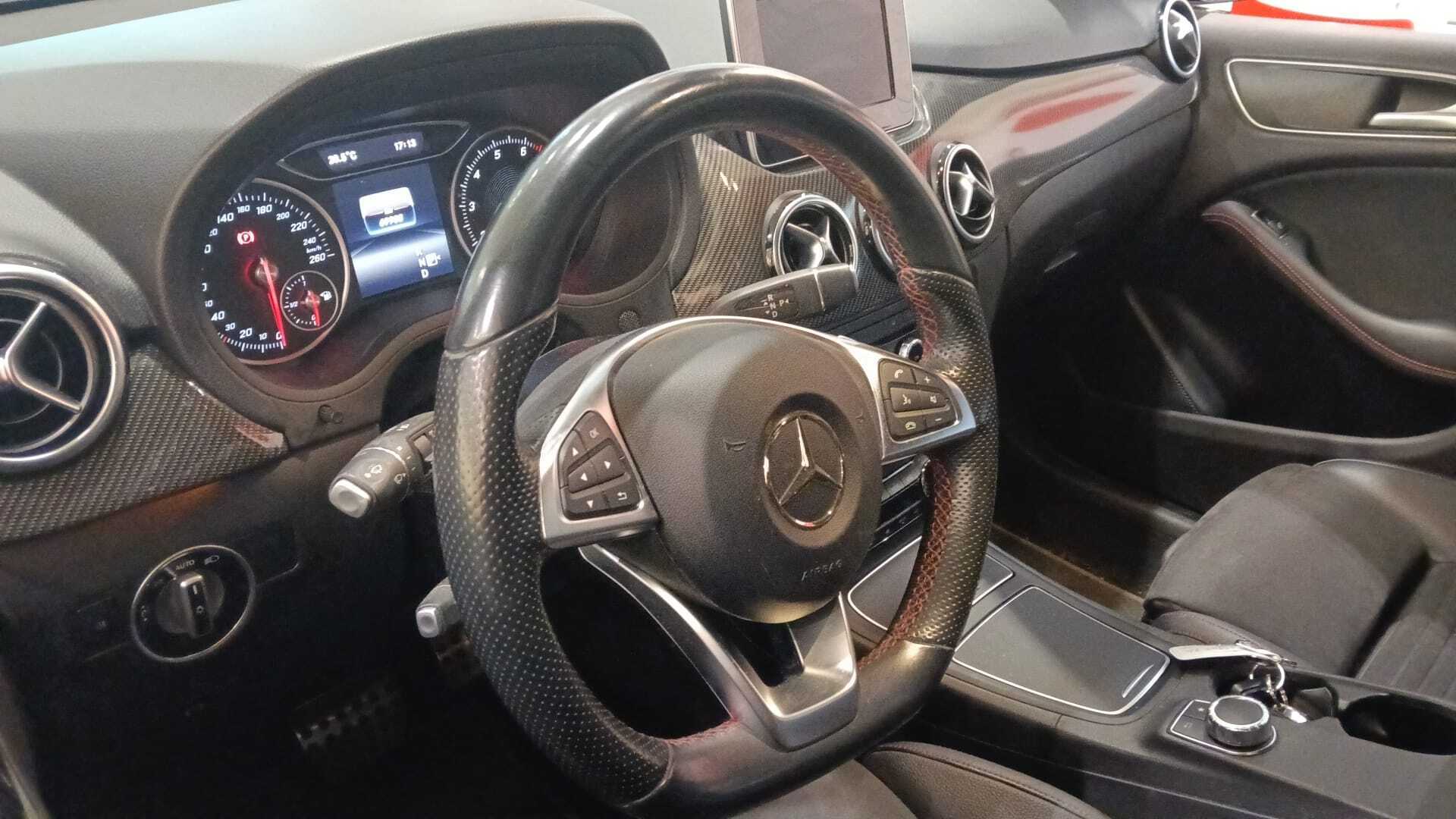 MERCEDES-BENZ B 2016