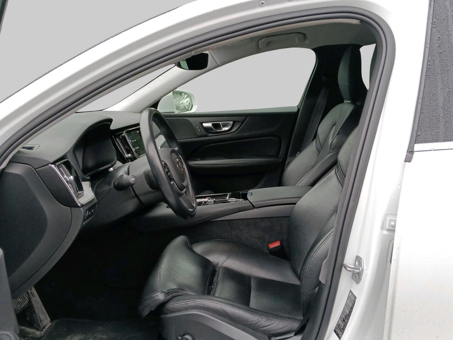 VOLVO S60 2022