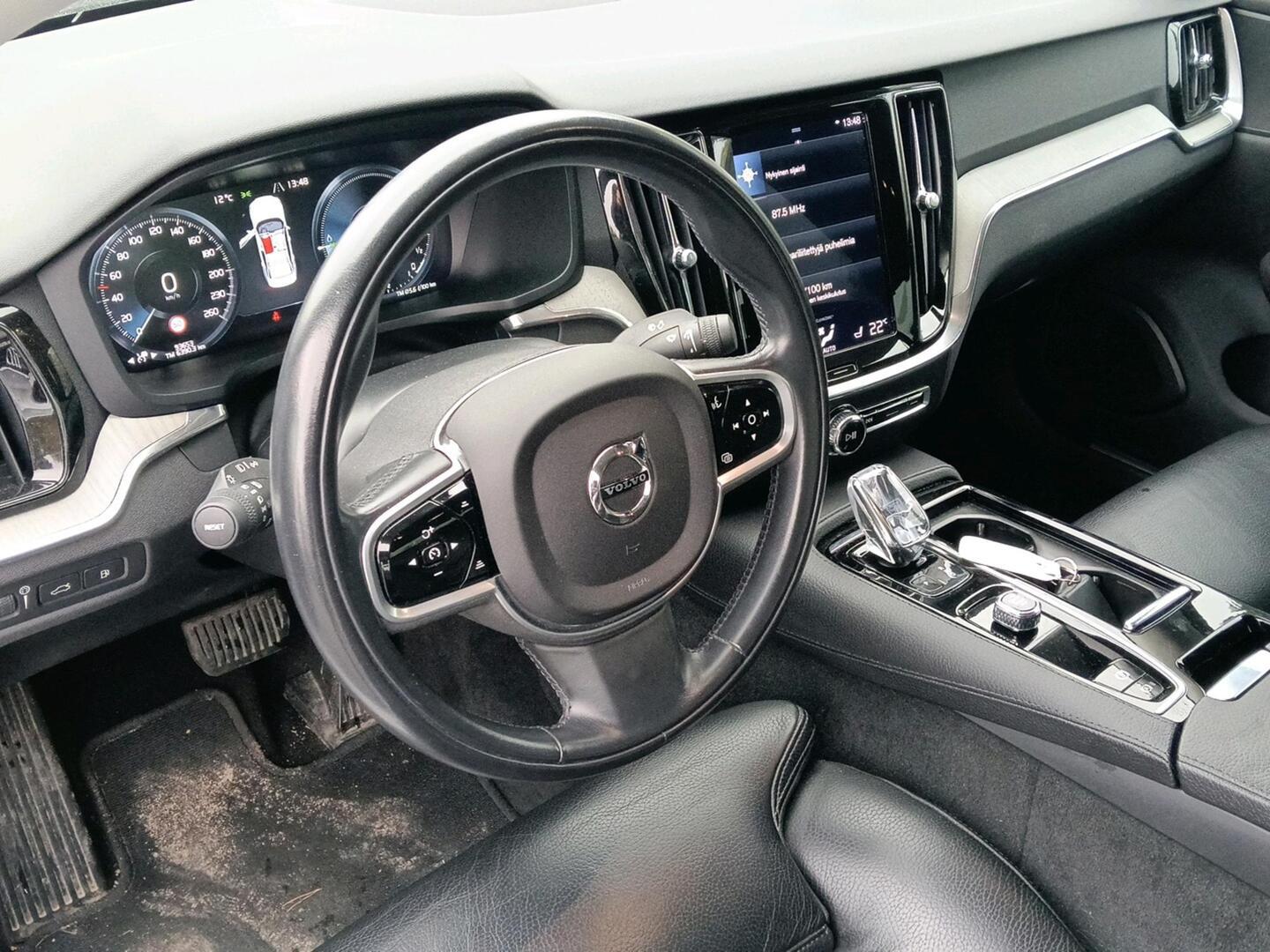 VOLVO S60 2022