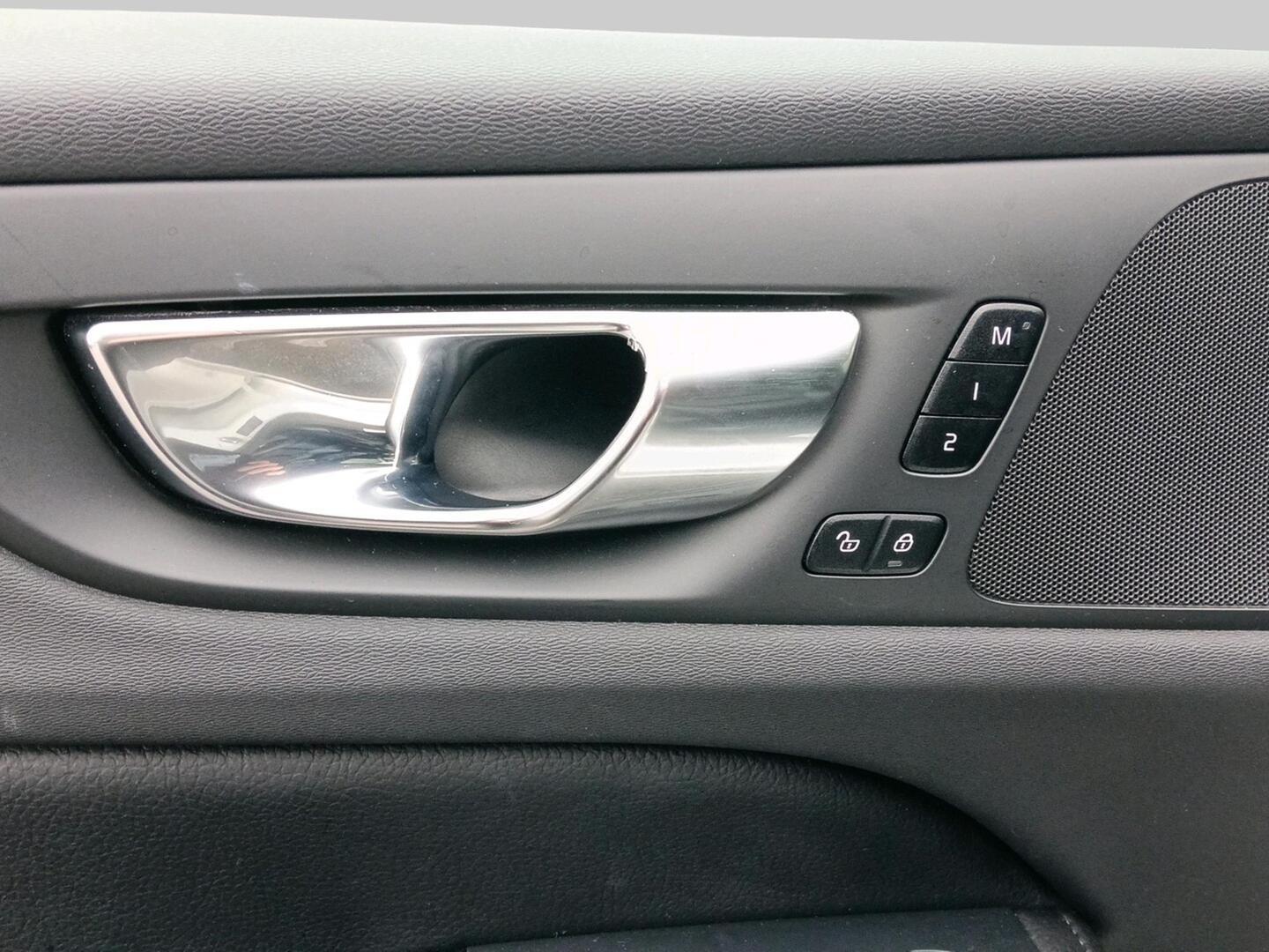 VOLVO S60 2022