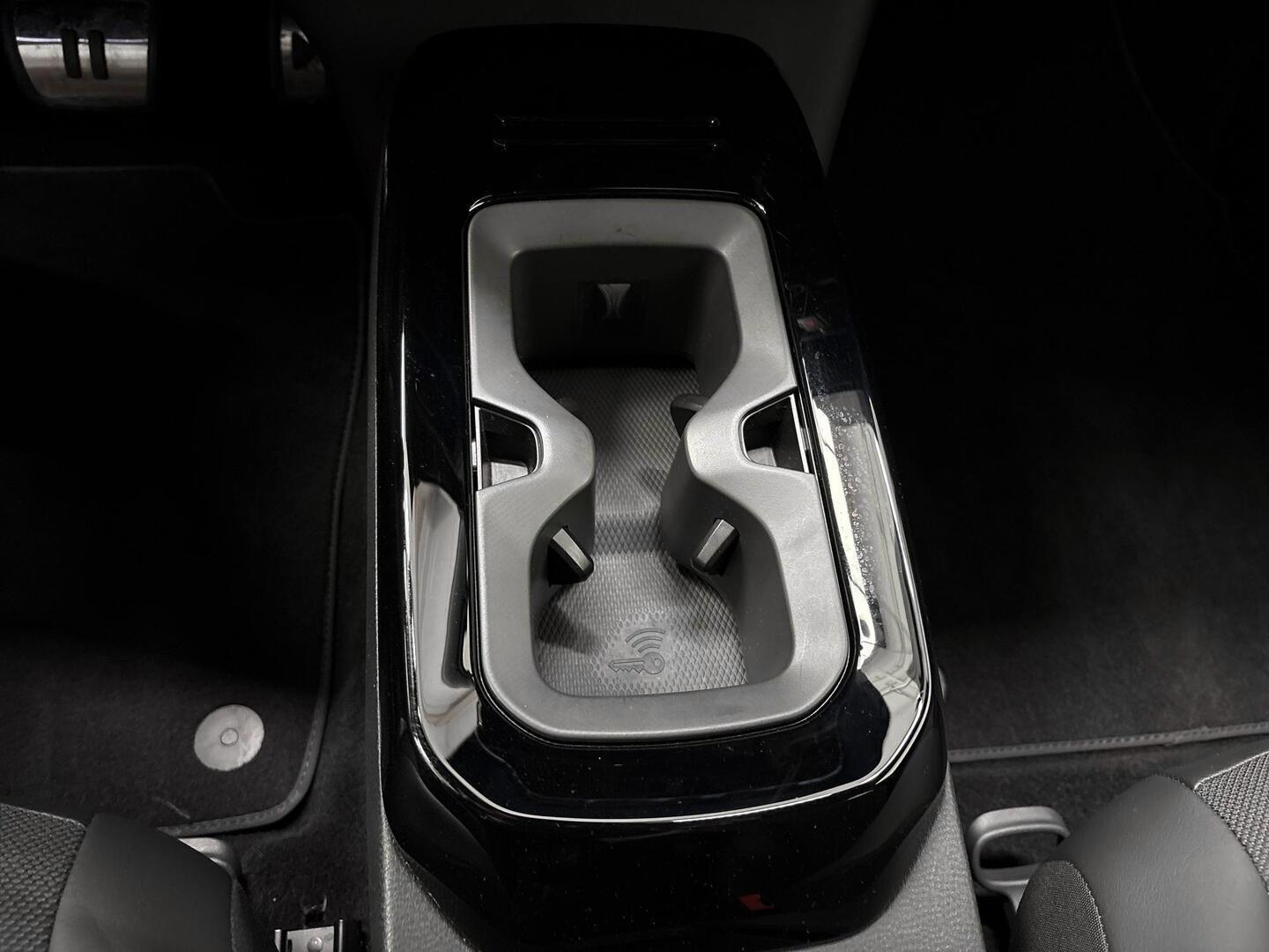 VOLKSWAGEN ID.5 2025