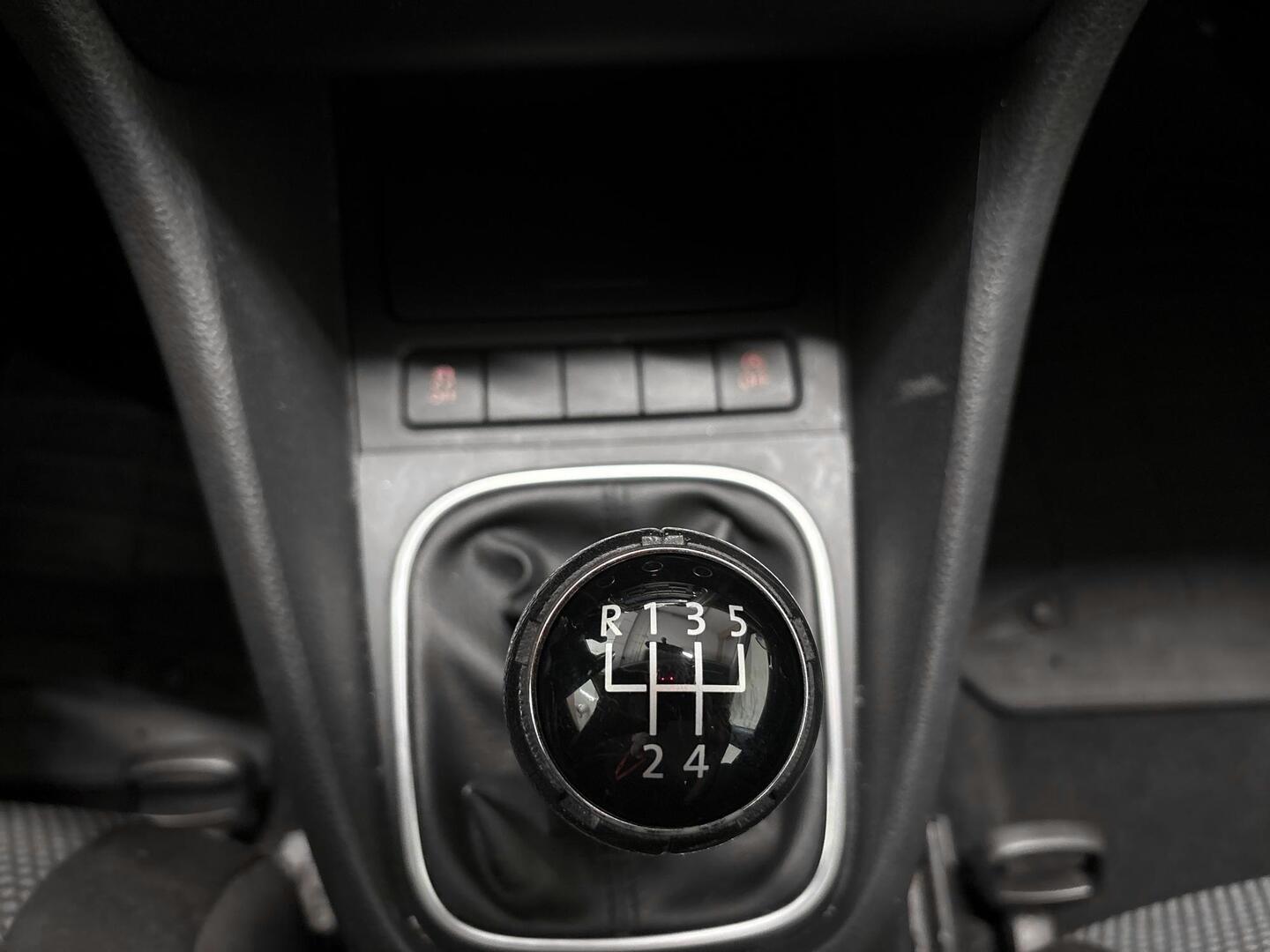 VOLKSWAGEN Golf 2010