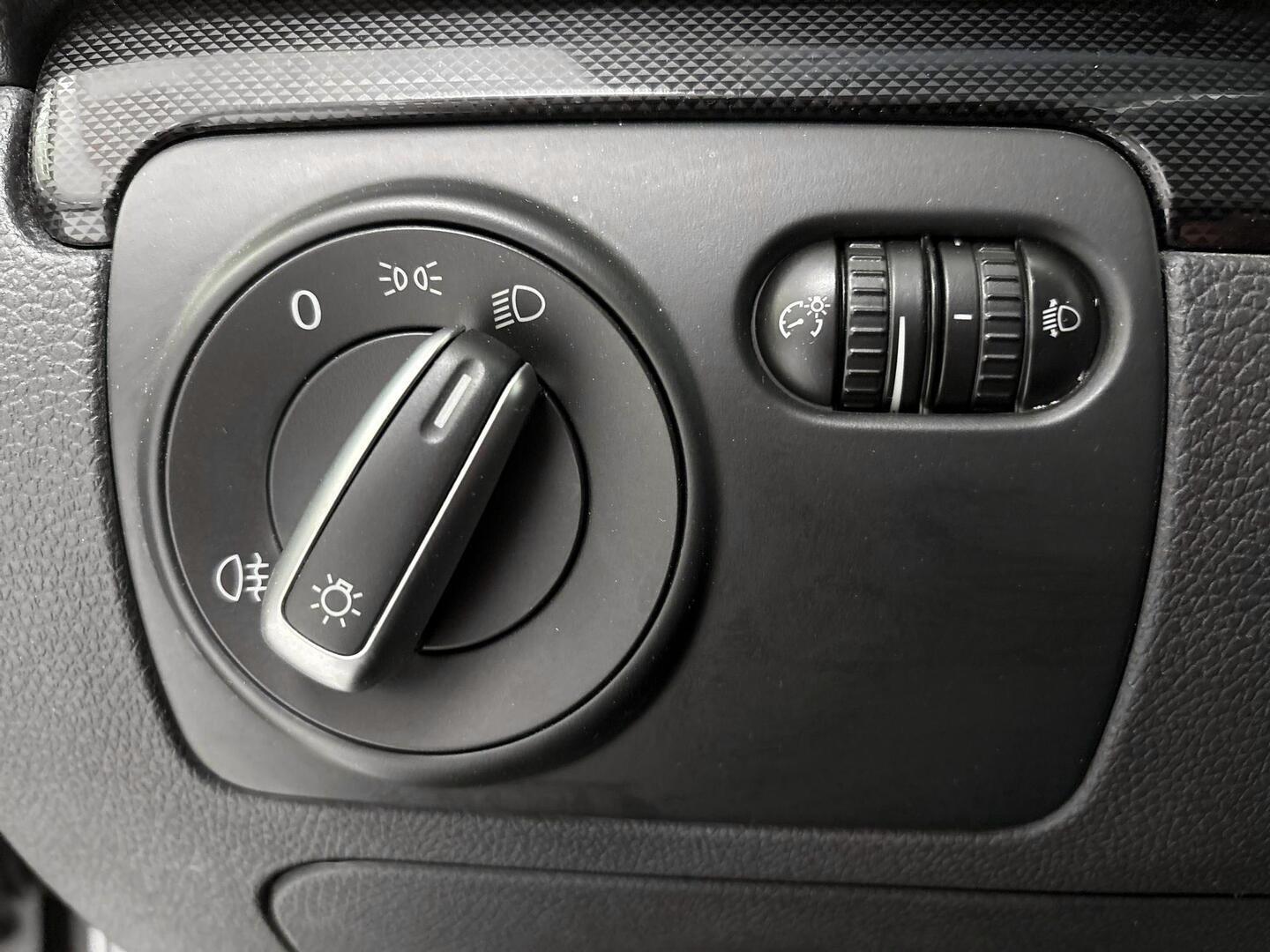 VOLKSWAGEN Golf 2010
