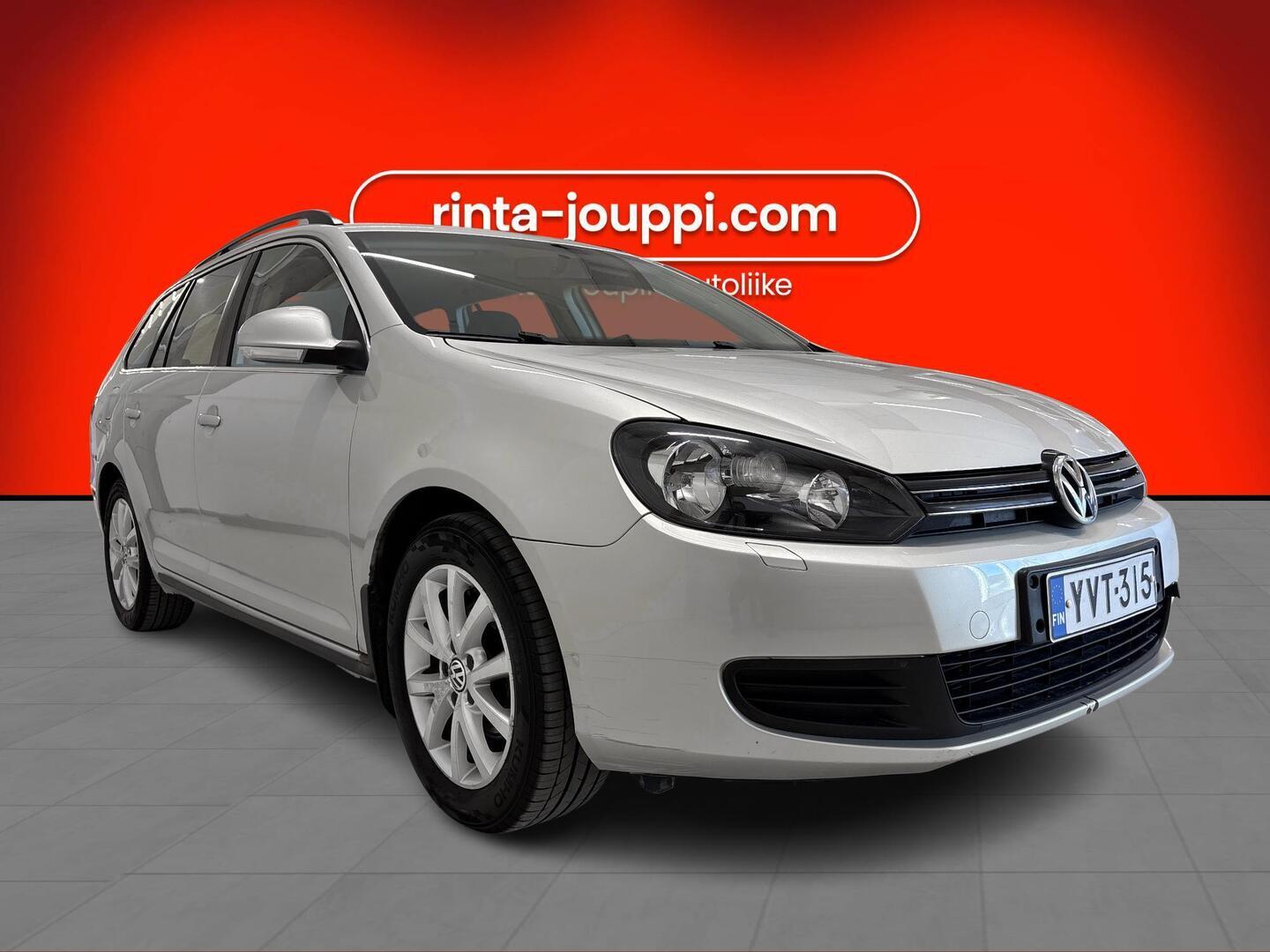 VOLKSWAGEN Golf 2010