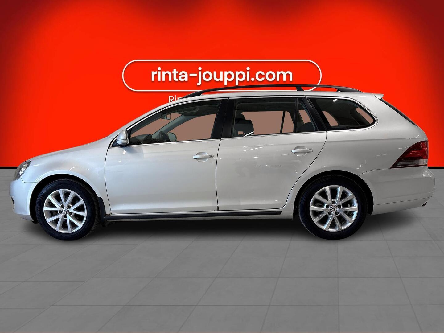 VOLKSWAGEN Golf 2010