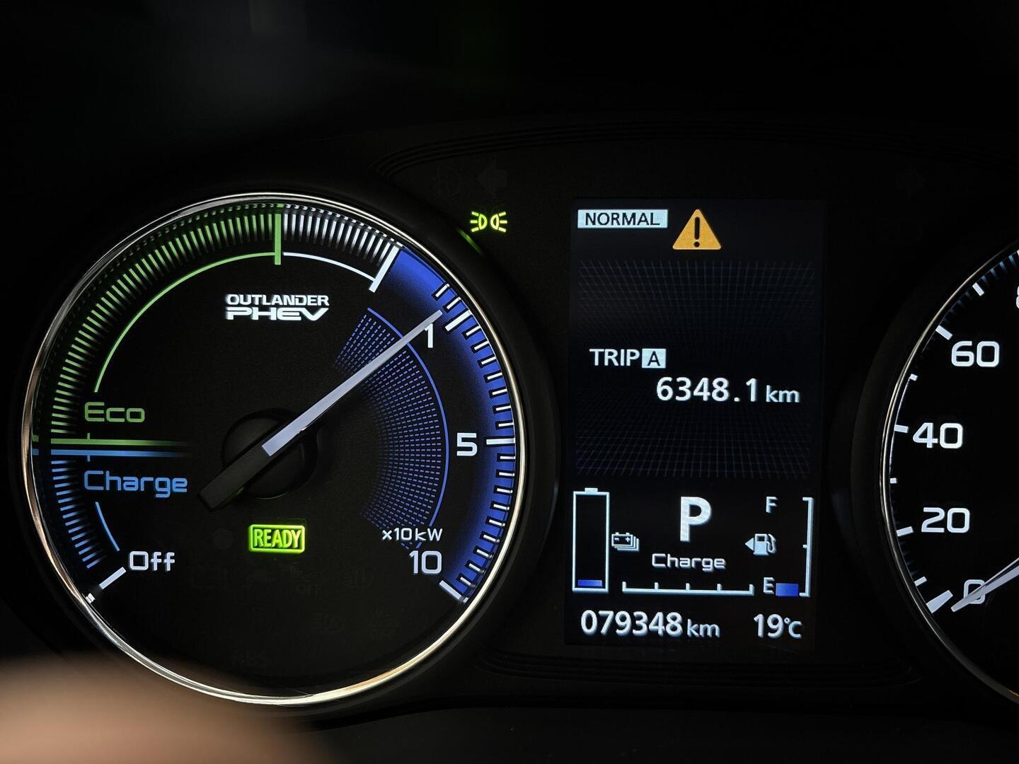 MITSUBISHI Outlander PHEV 2021