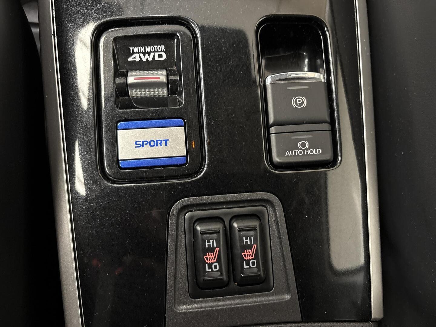 MITSUBISHI Outlander PHEV 2021