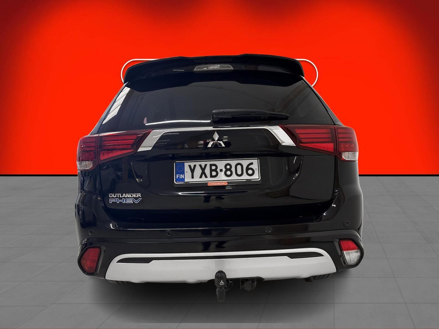 MITSUBISHI Outlander PHEV 2021