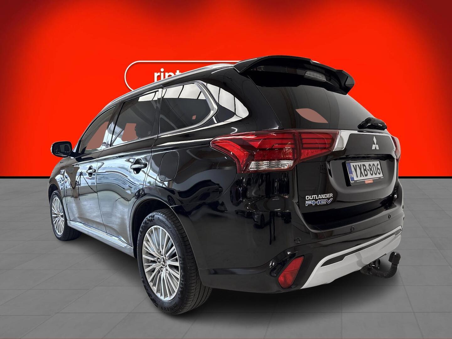 MITSUBISHI Outlander PHEV 2021