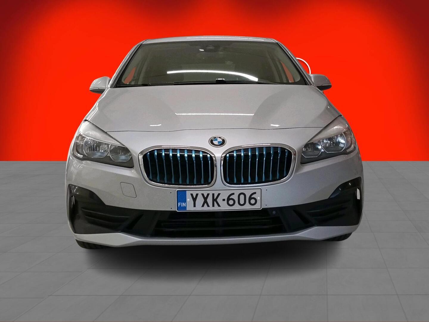 BMW 225 2018