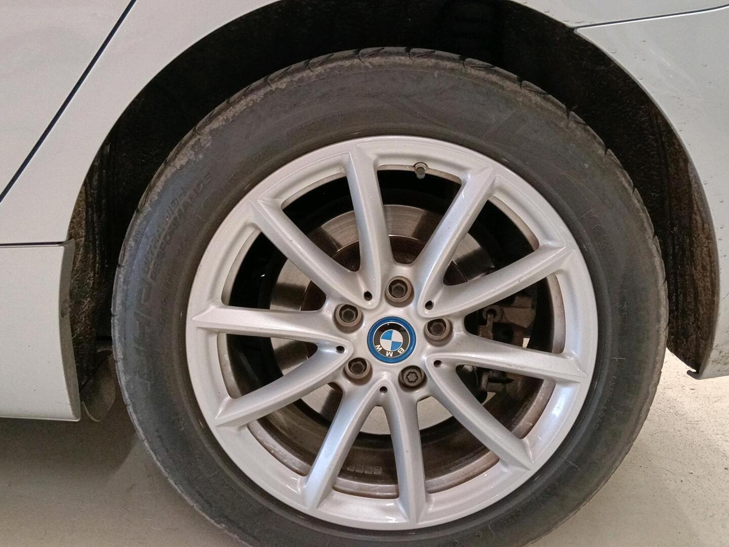 BMW 225 2018