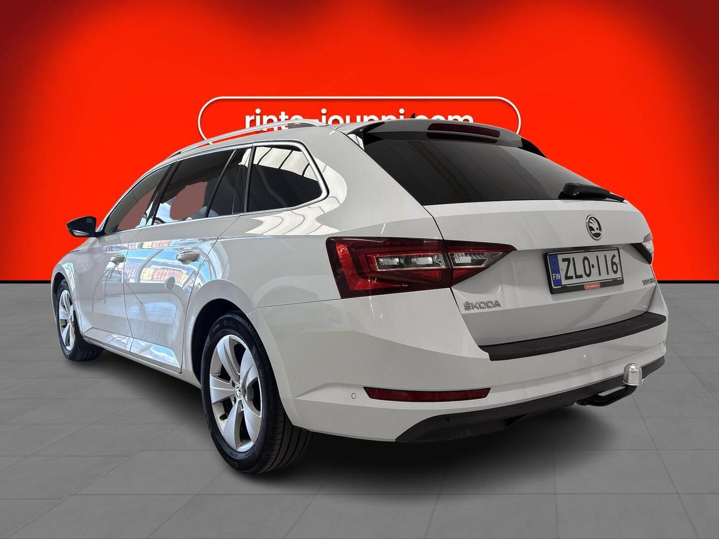 SKODA Superb 2017