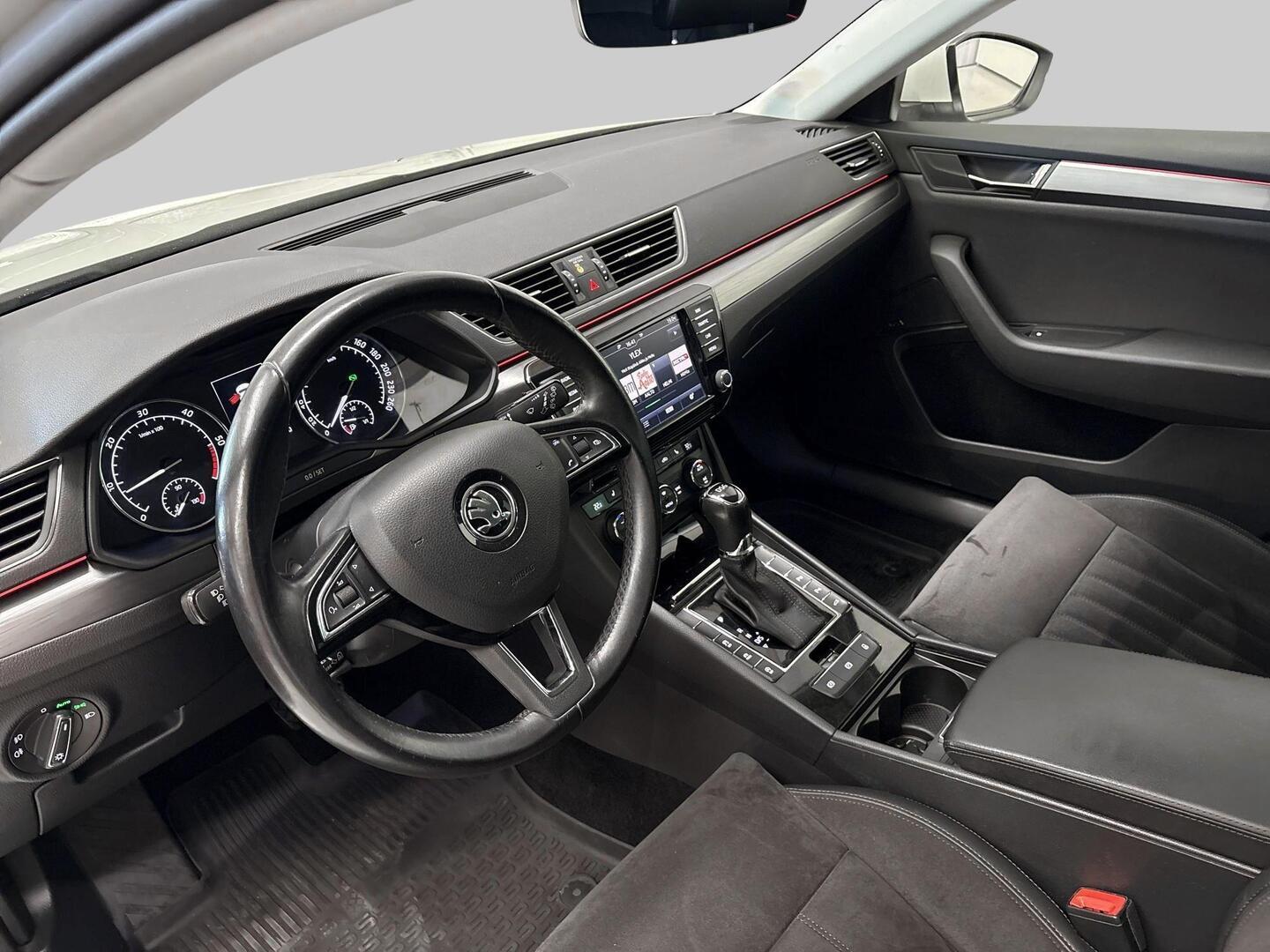 SKODA Superb 2017