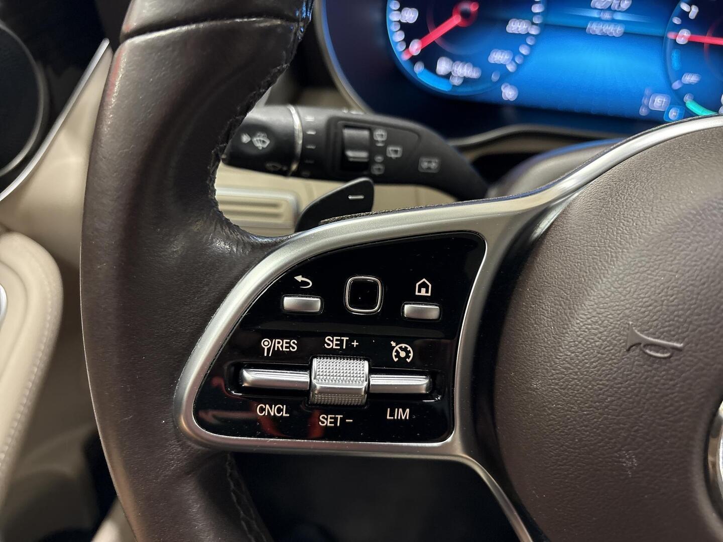 MERCEDES-BENZ GLC 2020