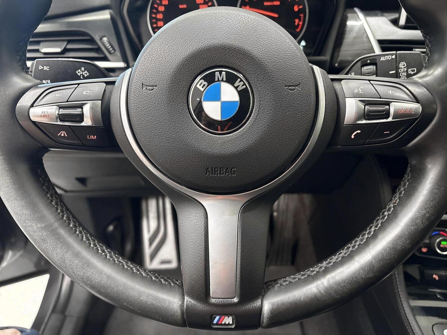 BMW 225 2017