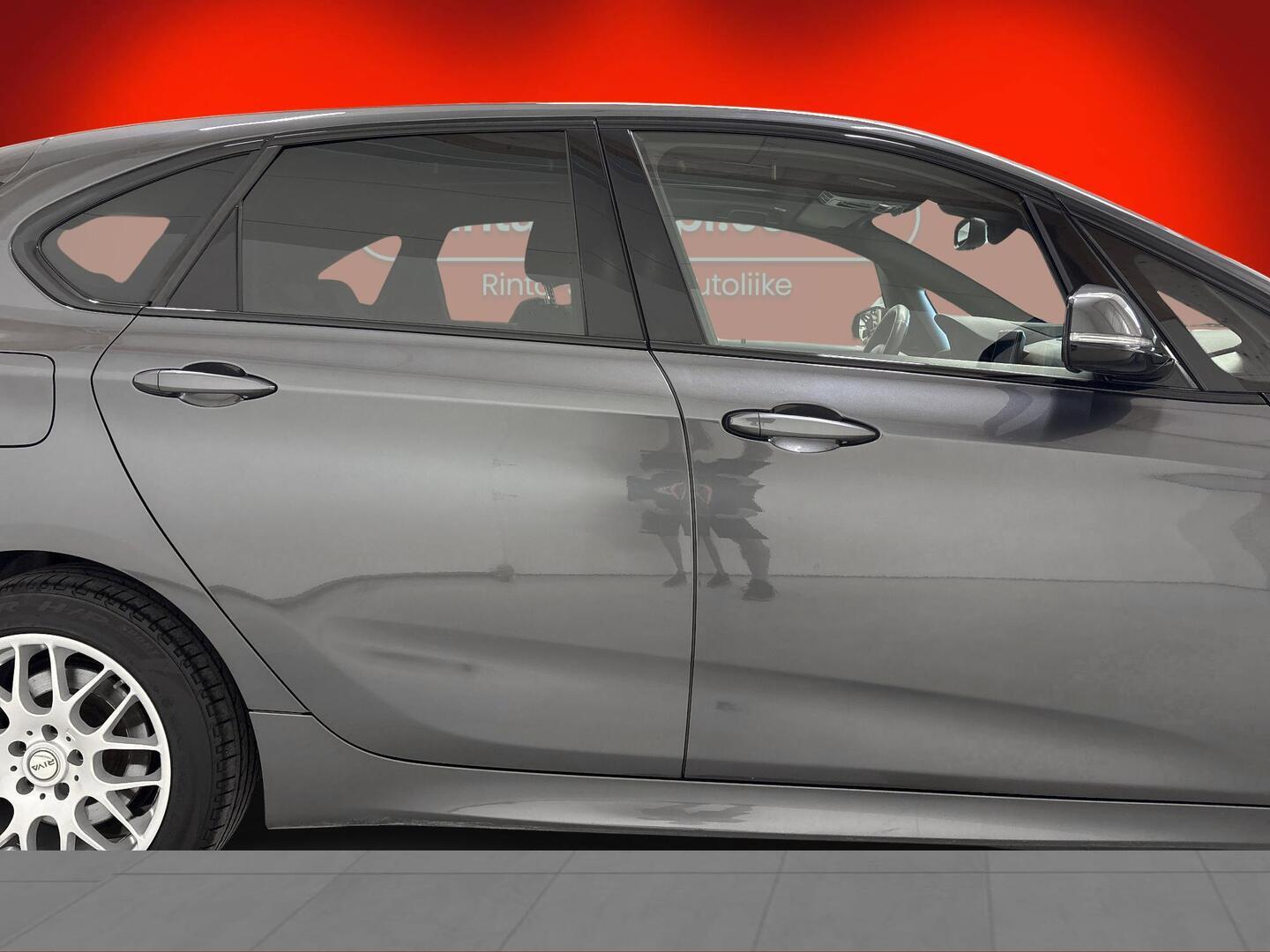 BMW 225 2017