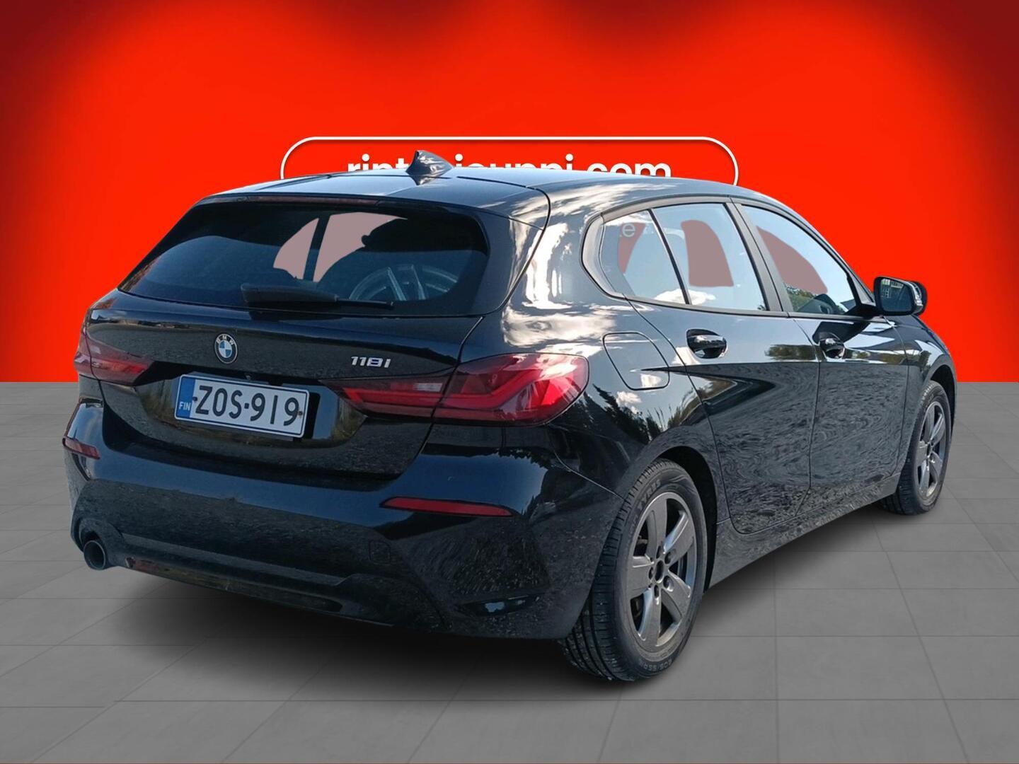 BMW 118 2023