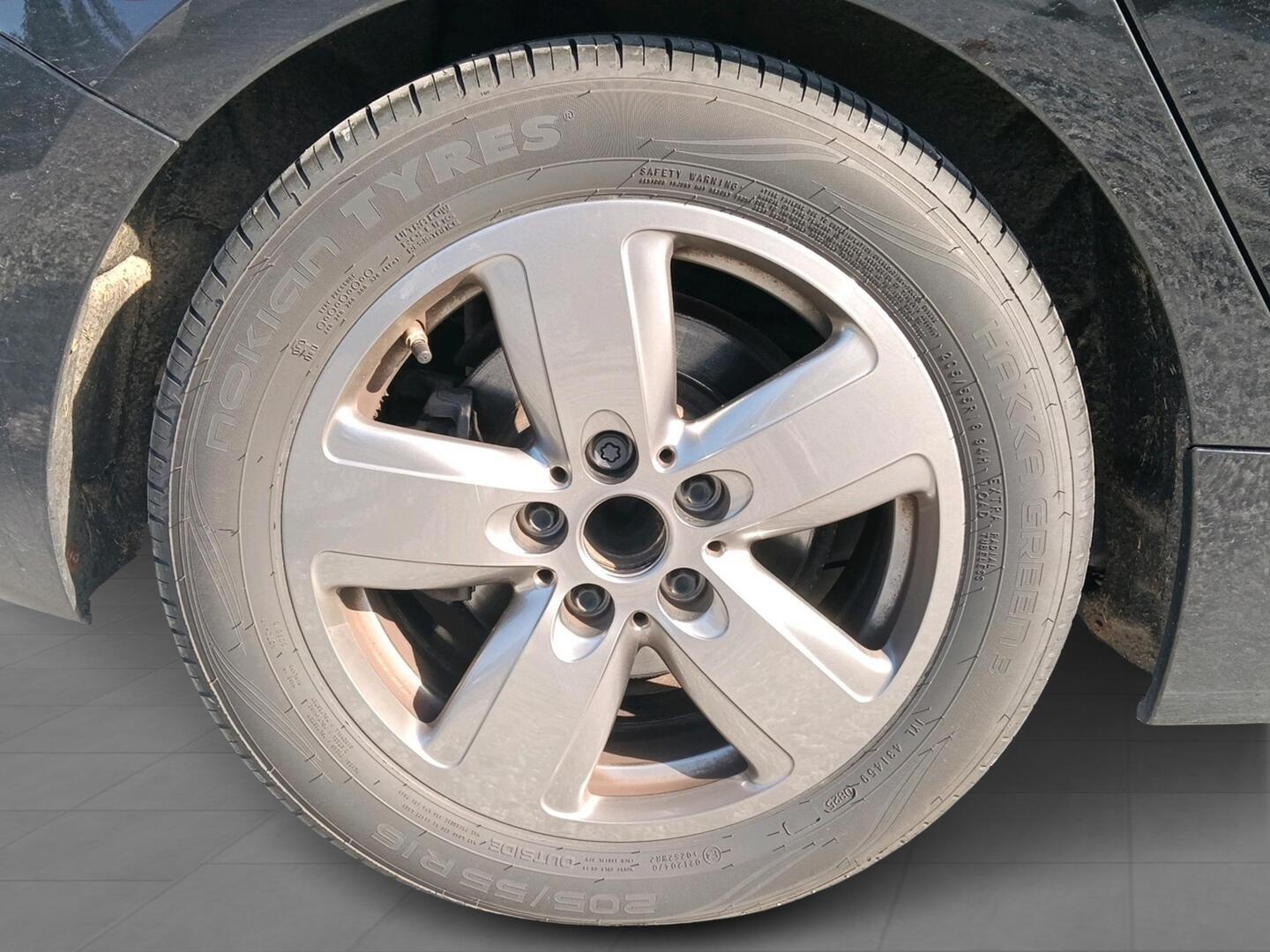 BMW 118 2023