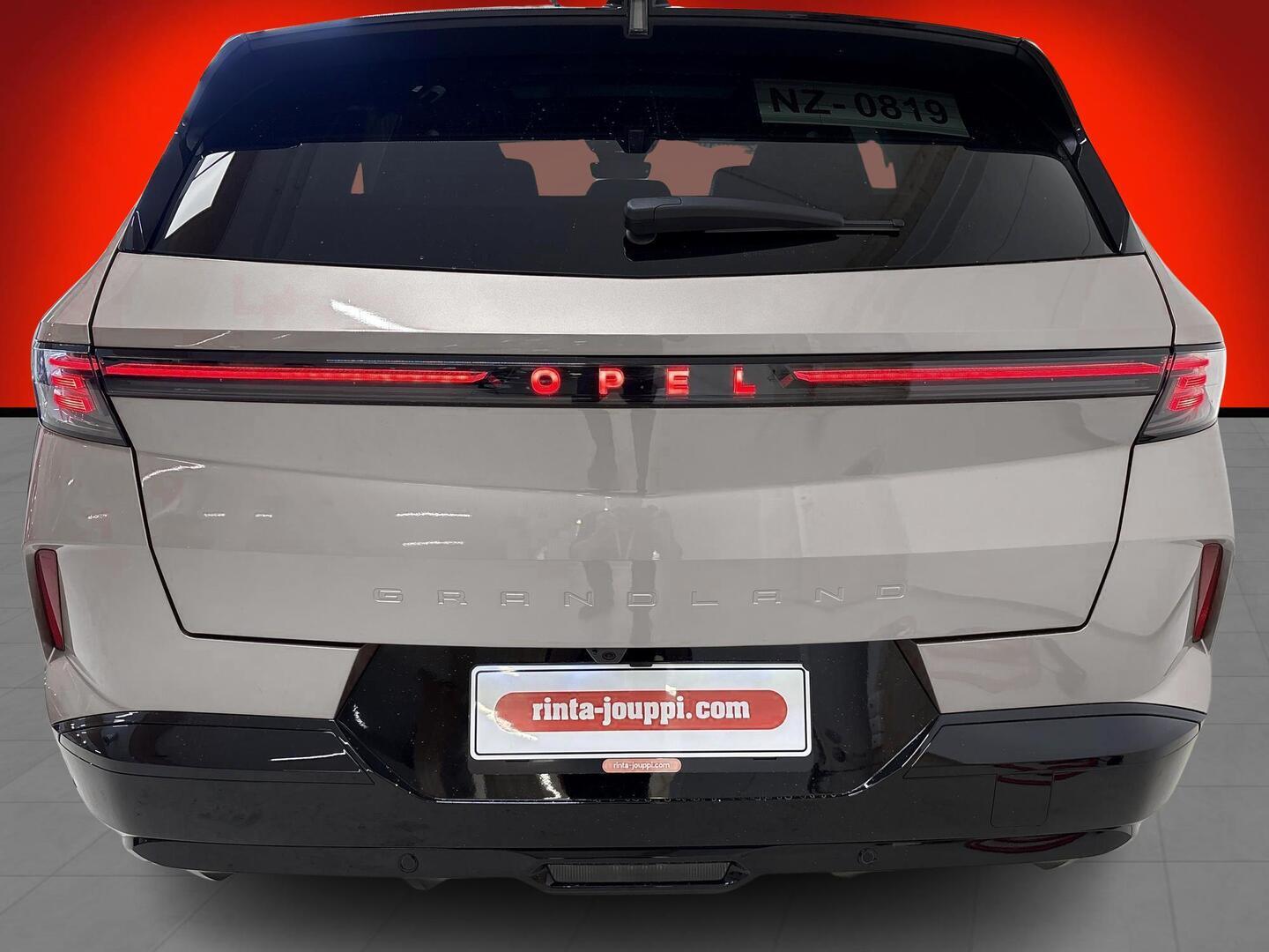 OPEL GRANDLAND 2024