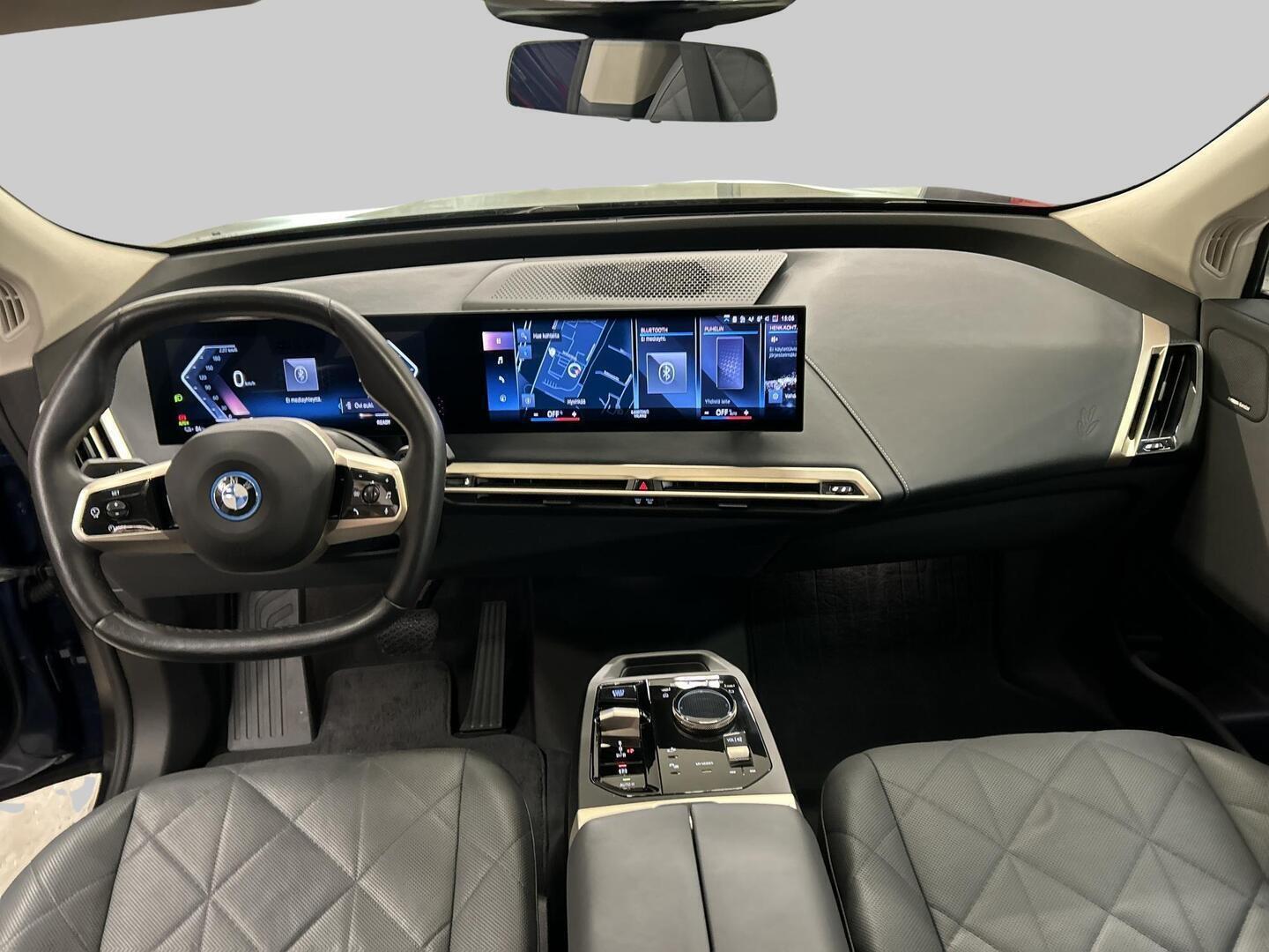 BMW IX 2022