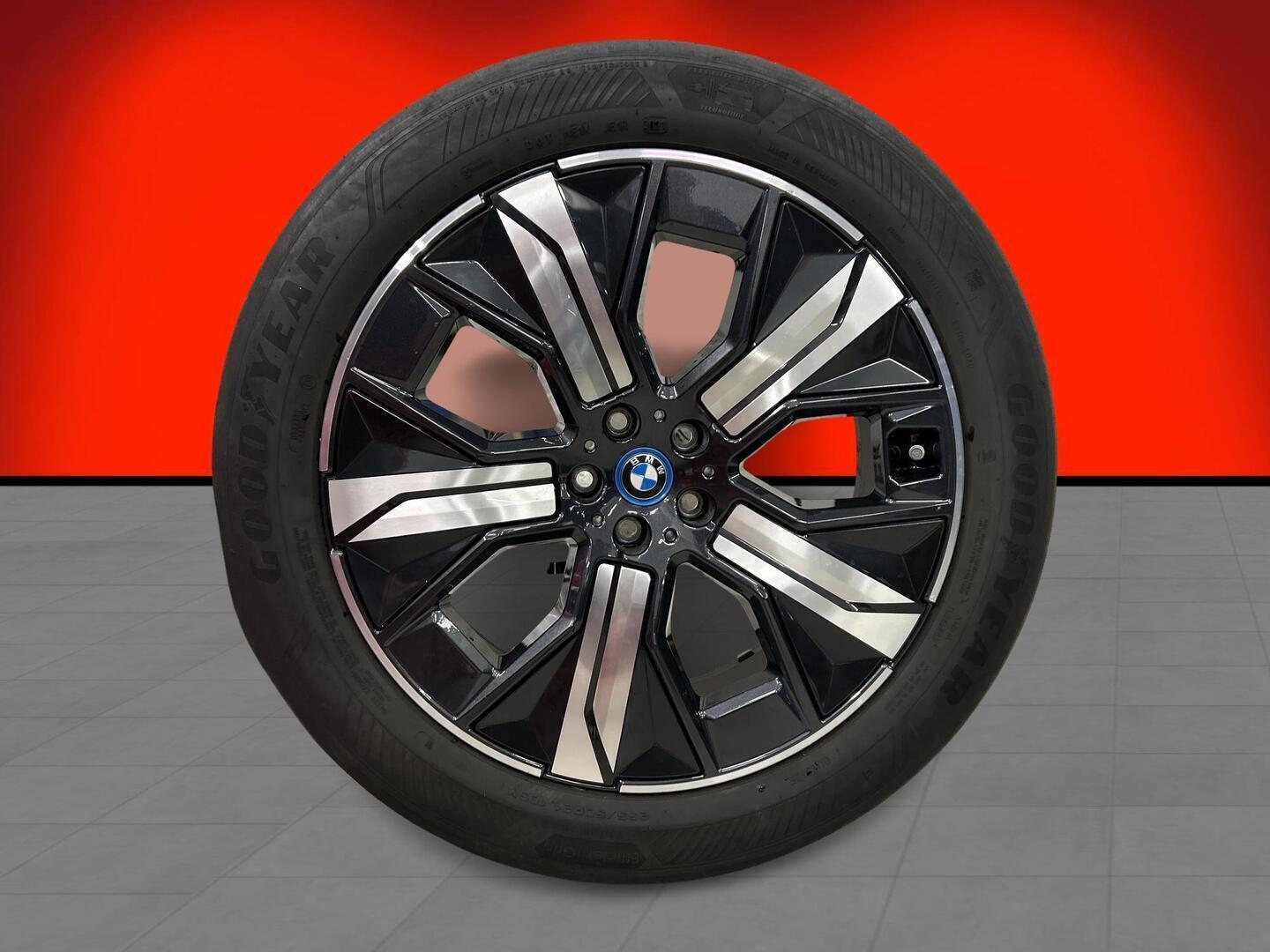 BMW IX 2022