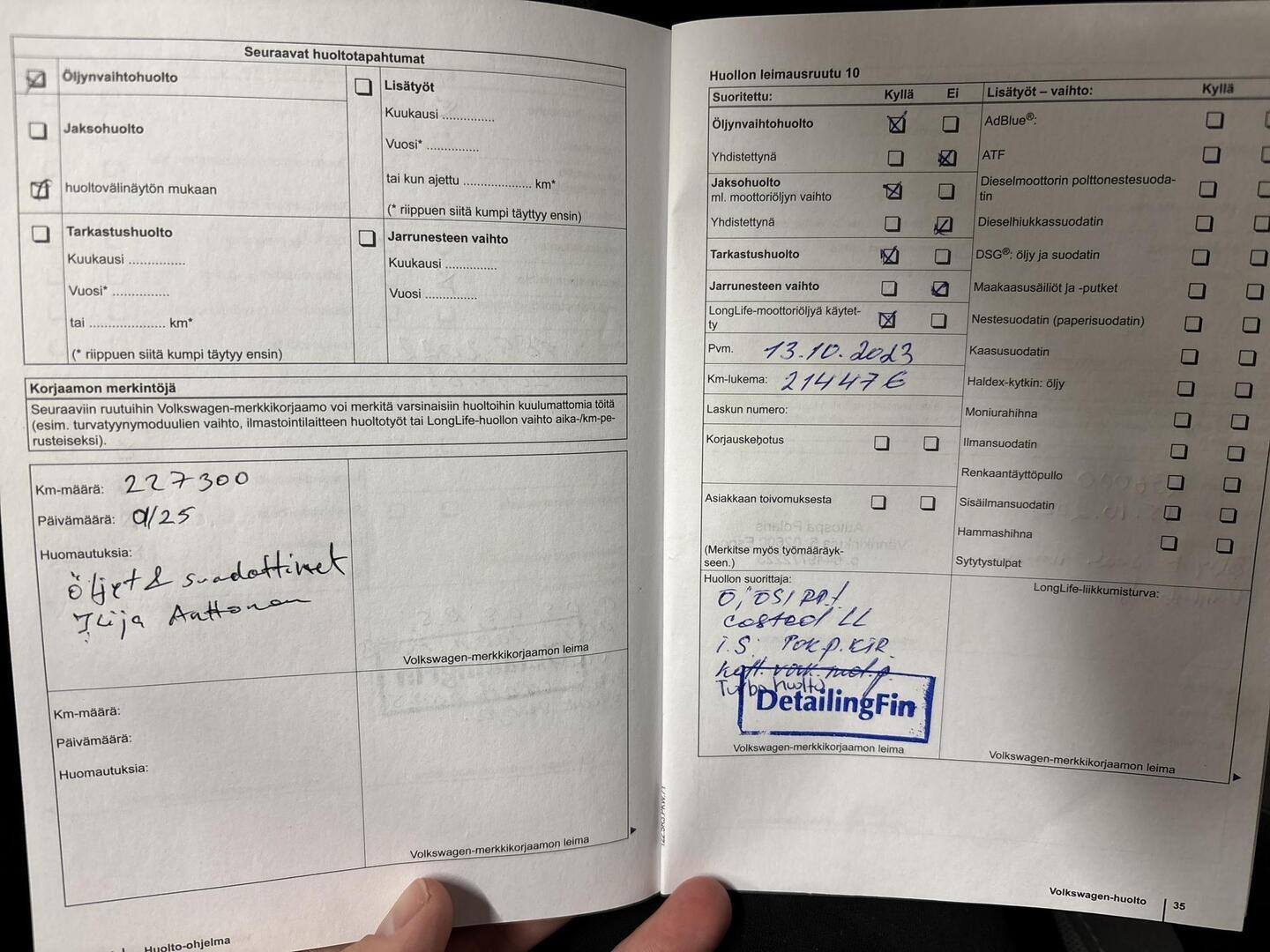 VOLKSWAGEN Golf 2012