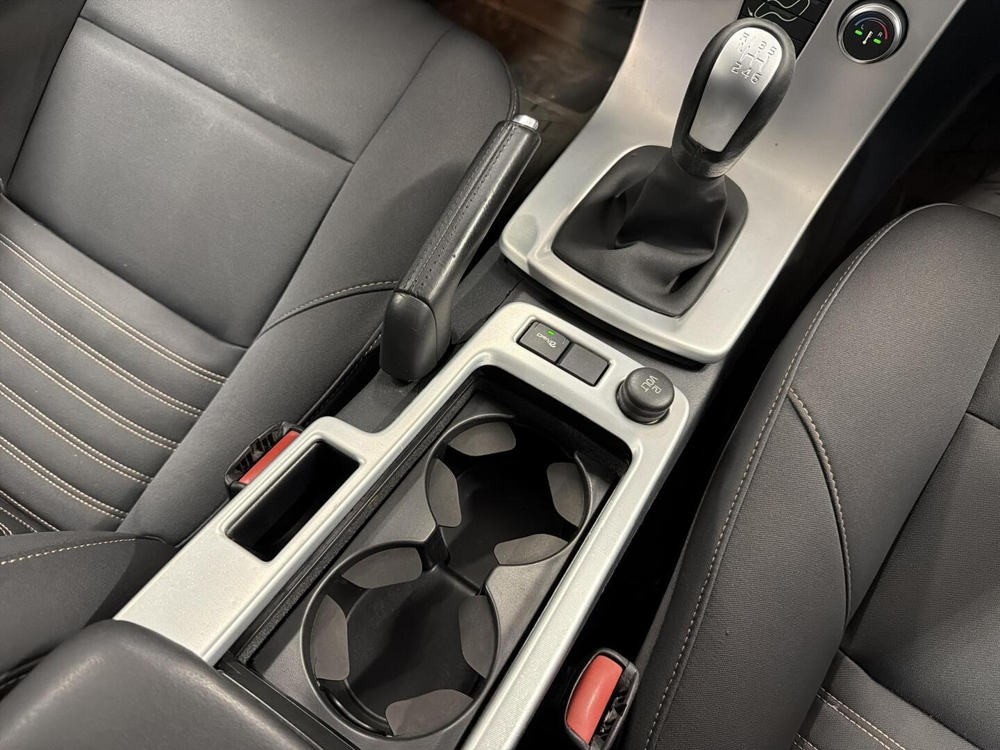 VOLVO S40 2012