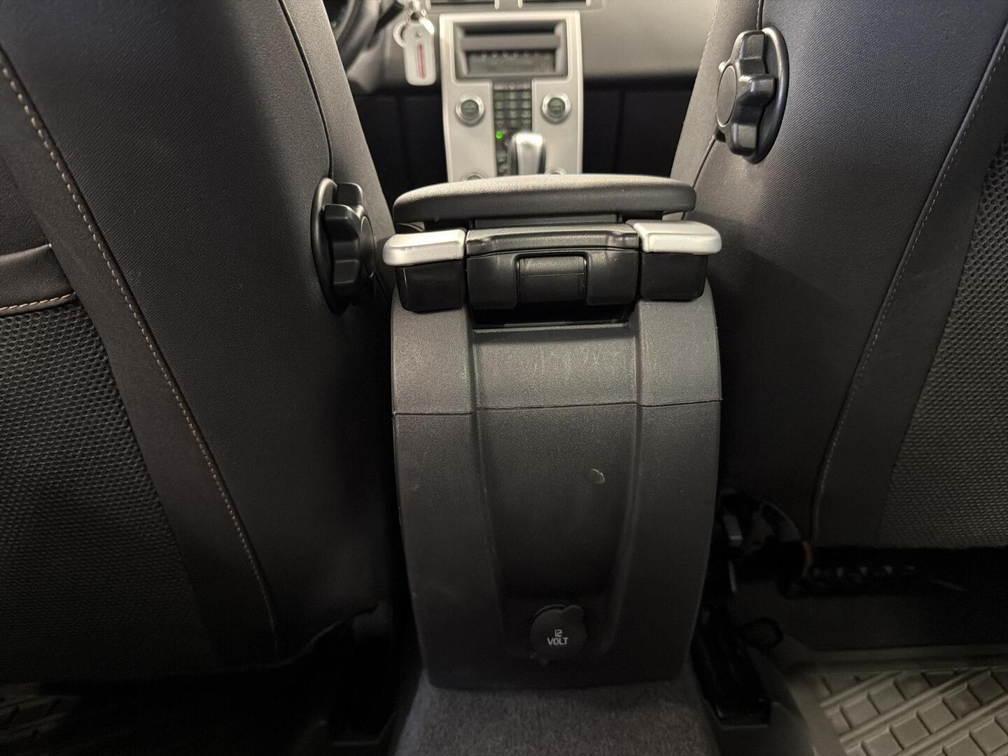 VOLVO S40 2012