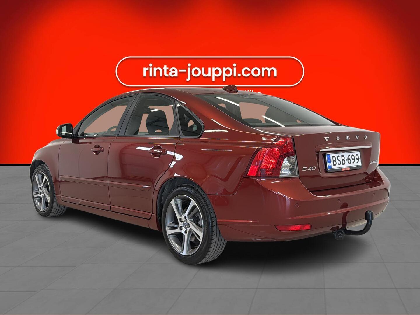 VOLVO S40 2012