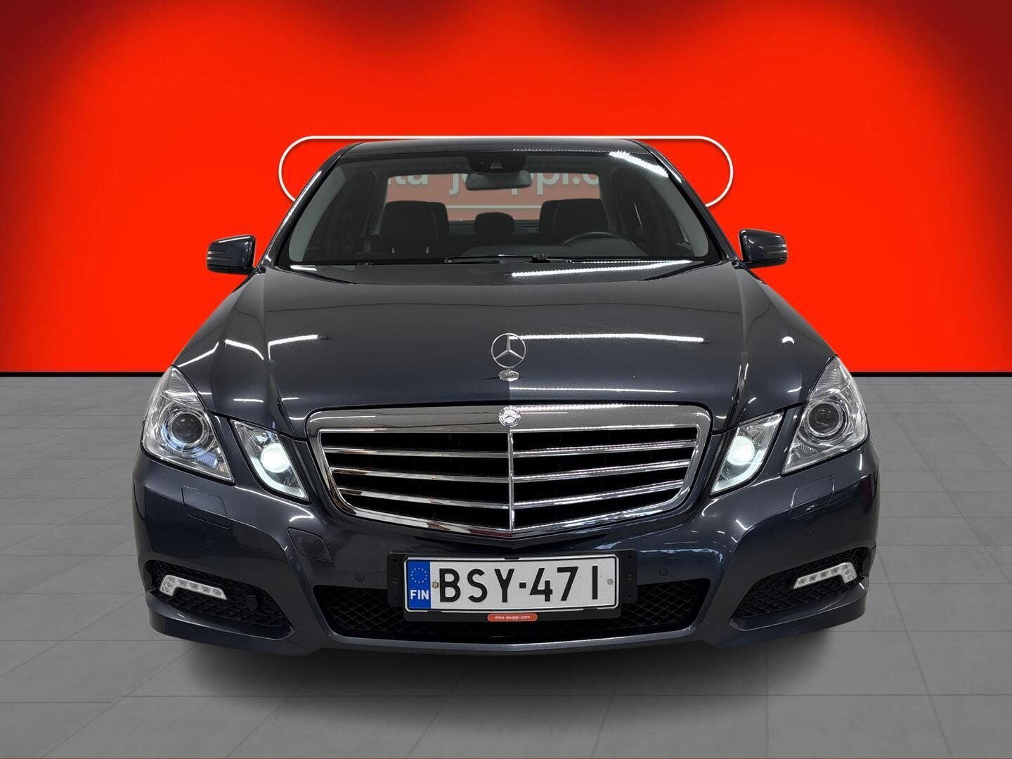 MERCEDES-BENZ E 2009