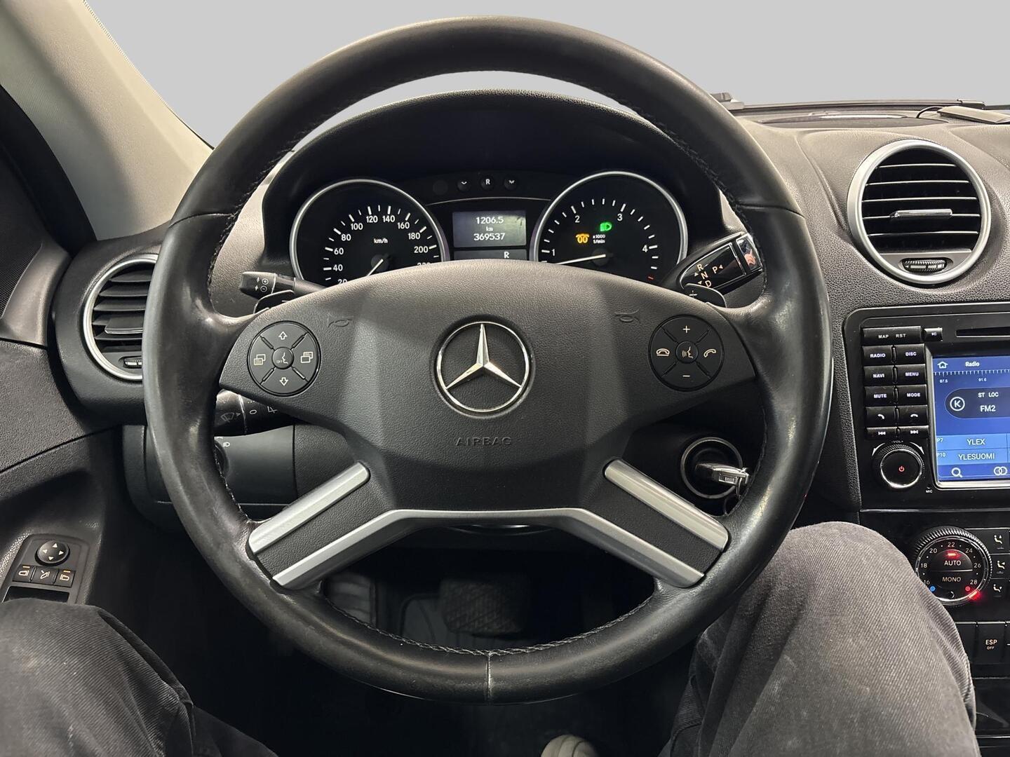 MERCEDES-BENZ ML 2010