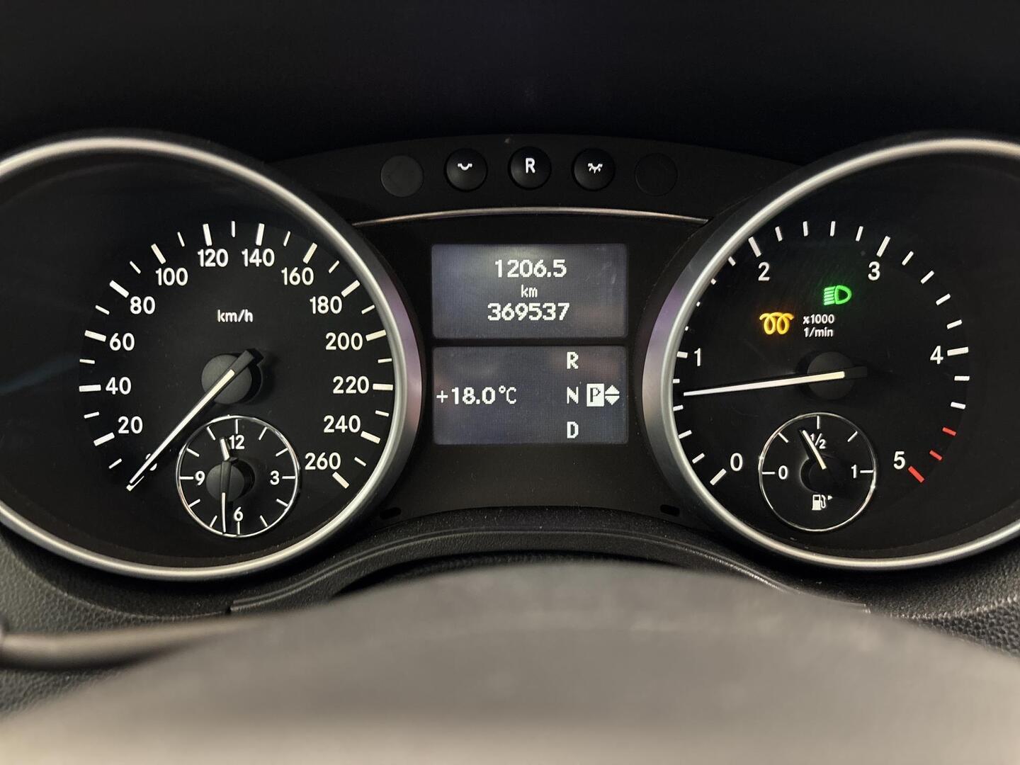 MERCEDES-BENZ ML 2010