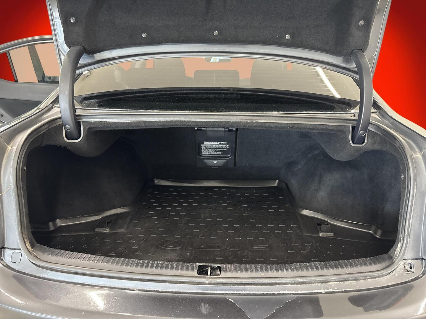 LEXUS IS 2006