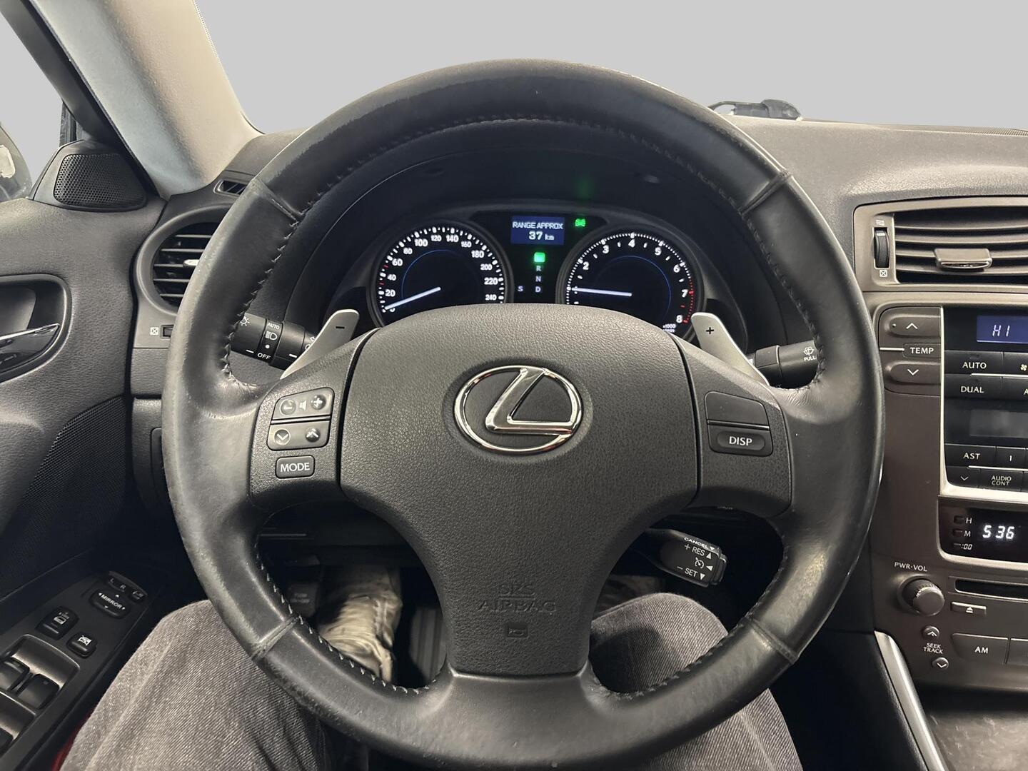LEXUS IS 2006
