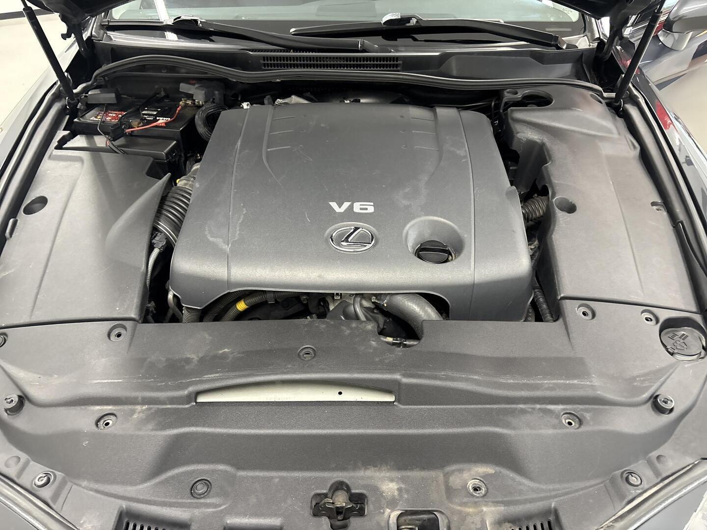 LEXUS IS 2006
