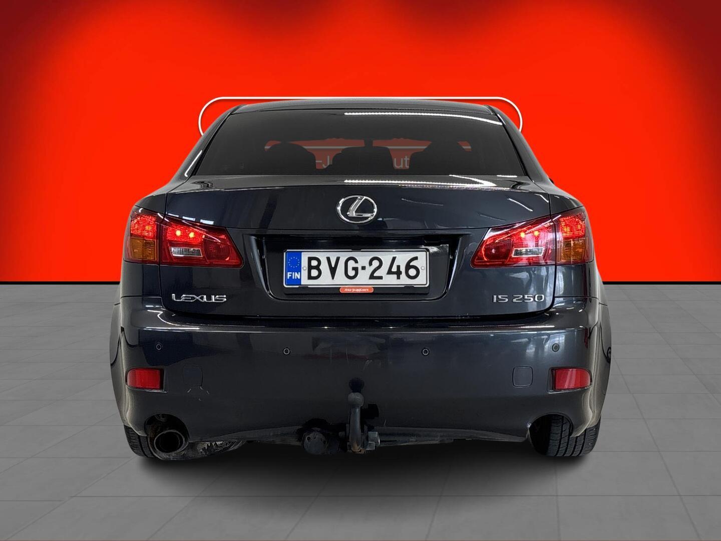LEXUS IS 2006