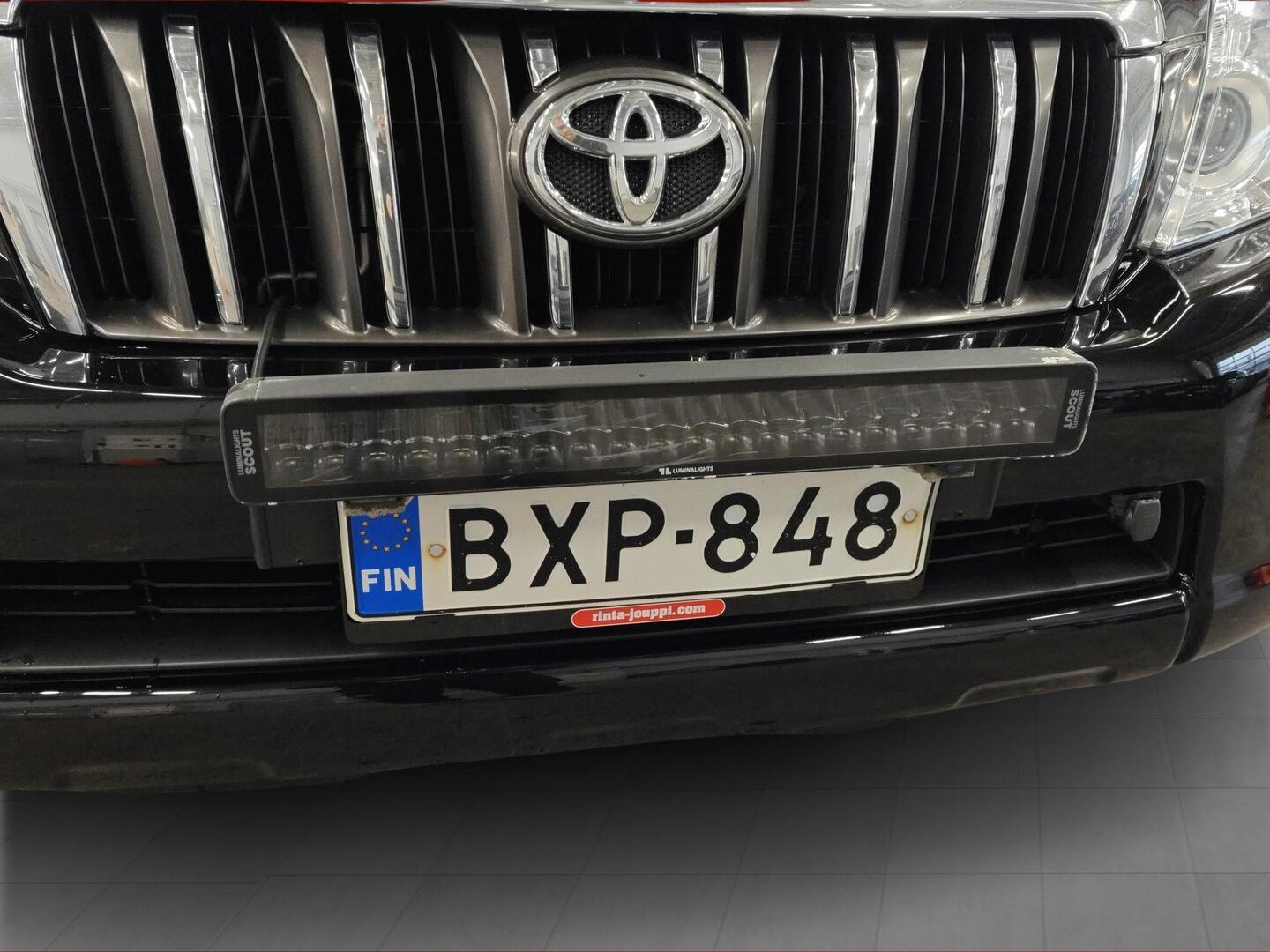 TOYOTA Land Cruiser 2010