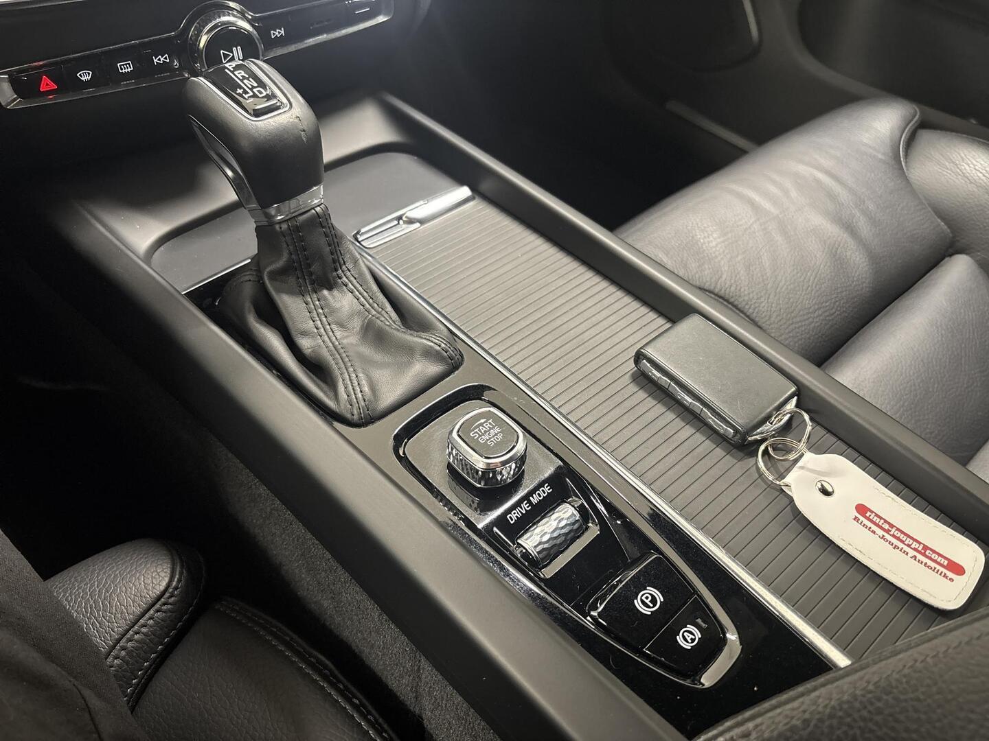 VOLVO V60 Cross Country 2019