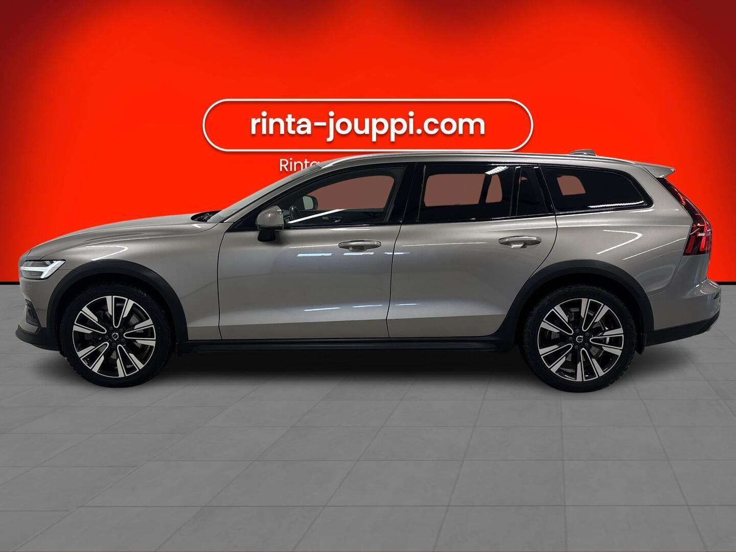 VOLVO V60 Cross Country 2019
