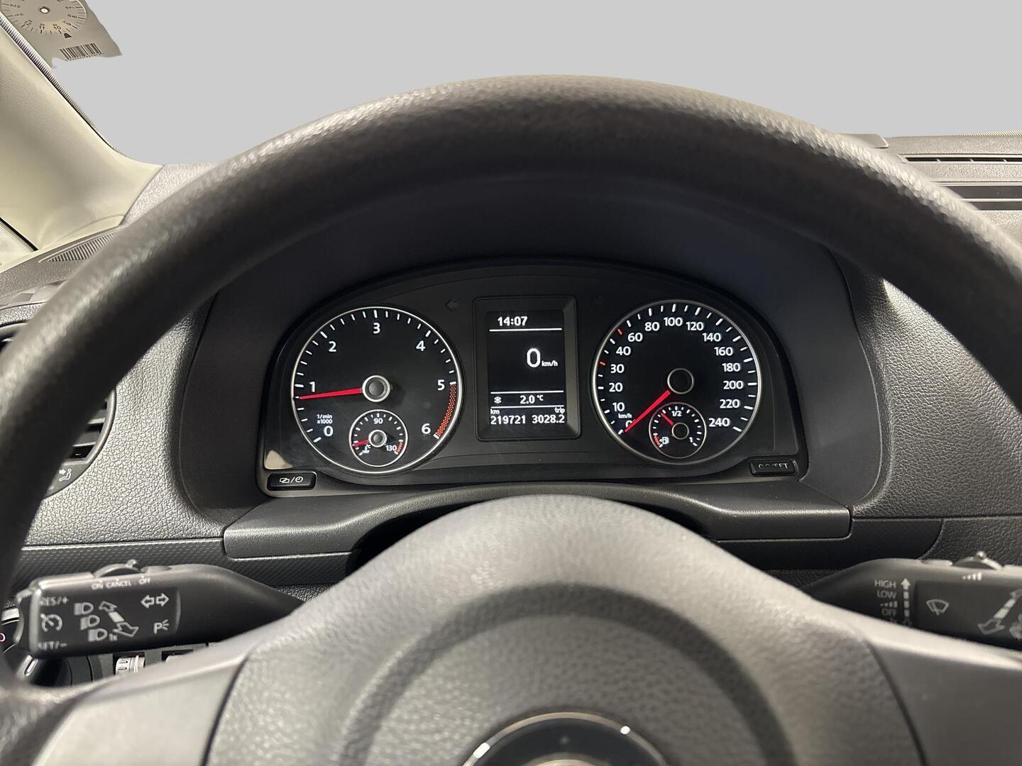 VOLKSWAGEN Caddy 2015