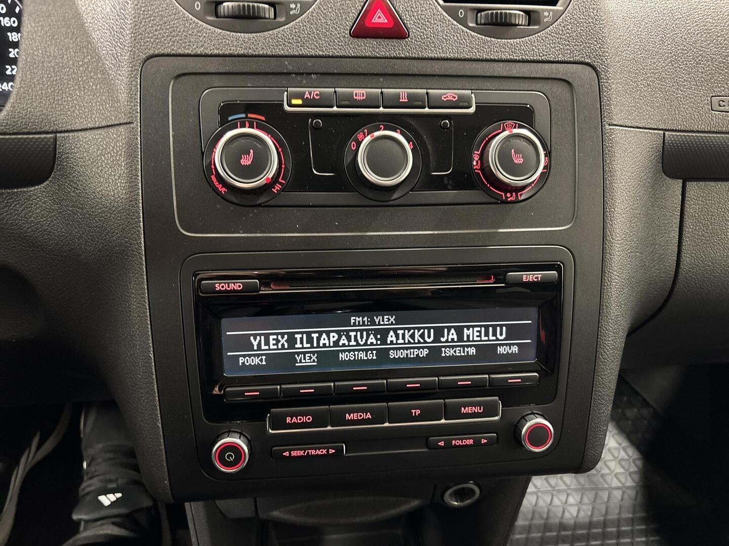 VOLKSWAGEN Caddy 2015